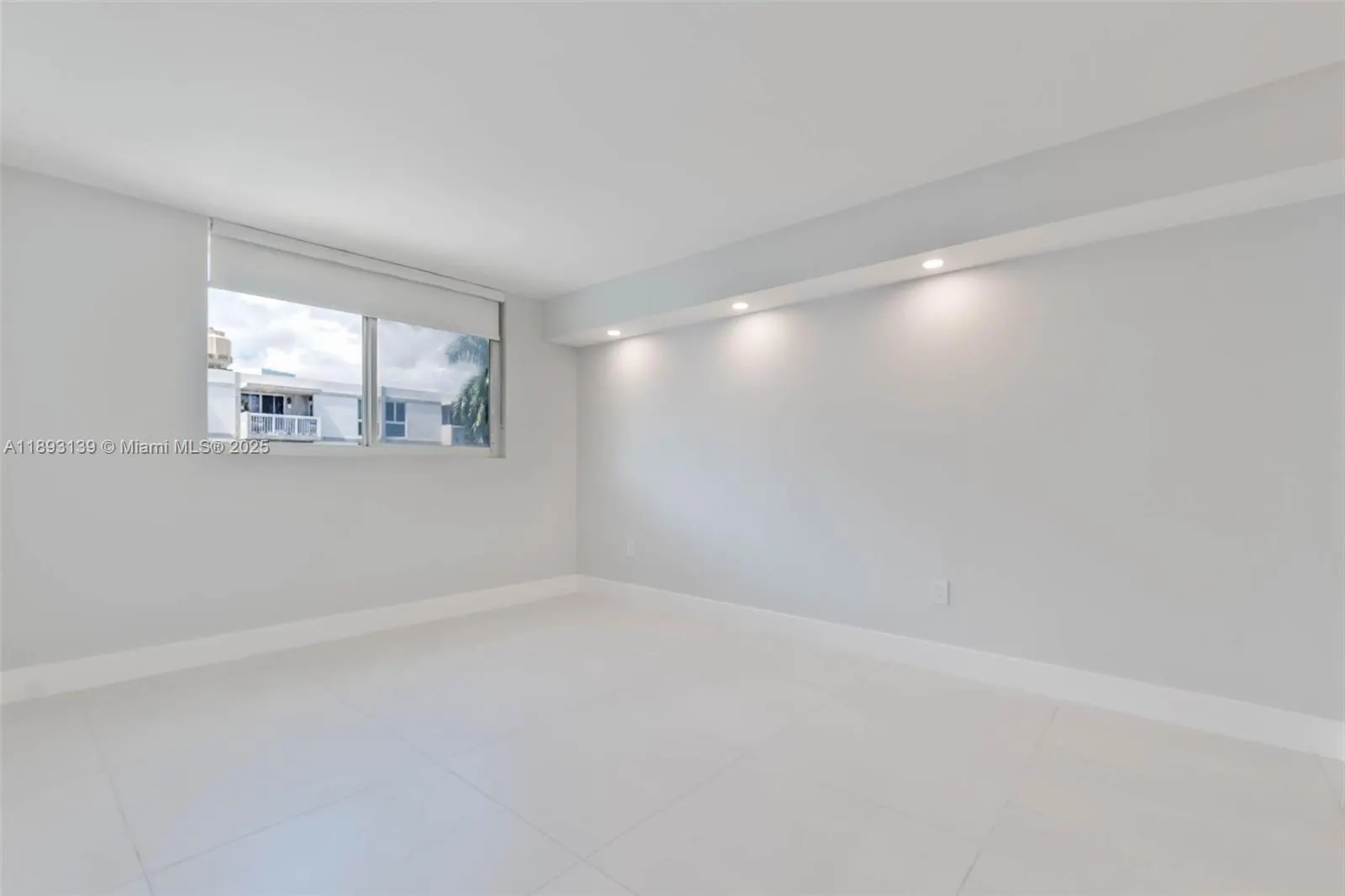 1665 Bay Rd, #522