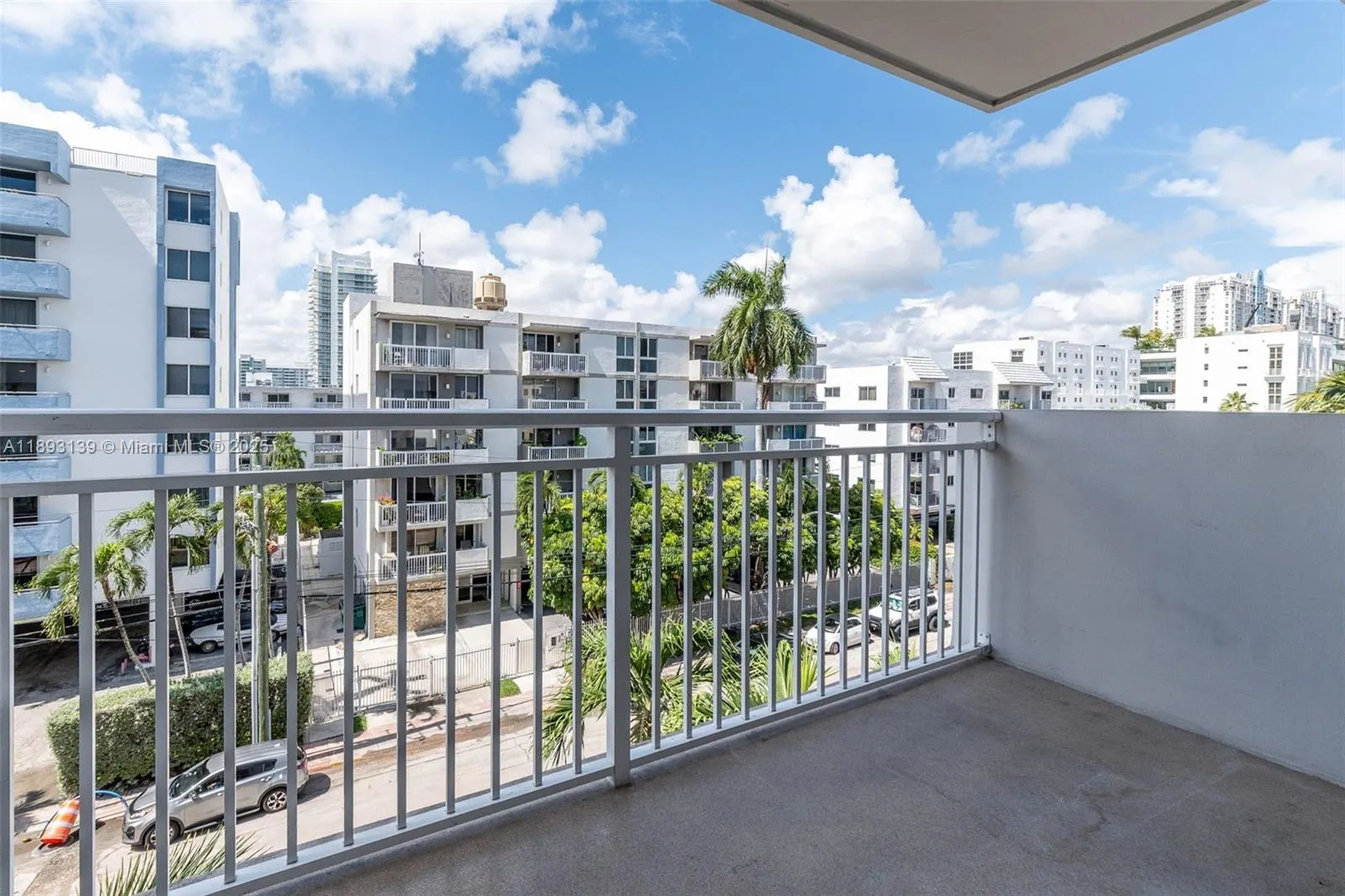 1665 Bay Rd, #522