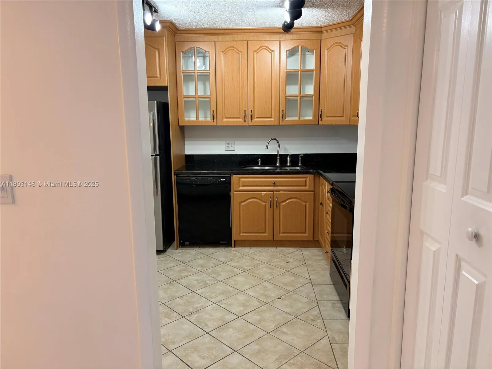 4172 Inverrary Dr, #408