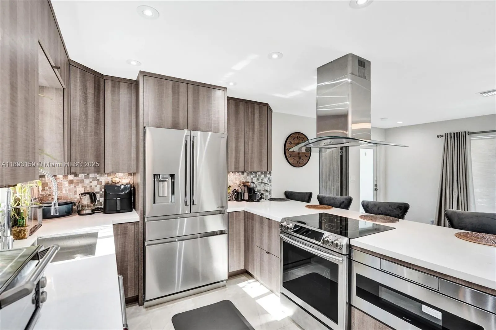 2712 NE 32nd Ave, #2