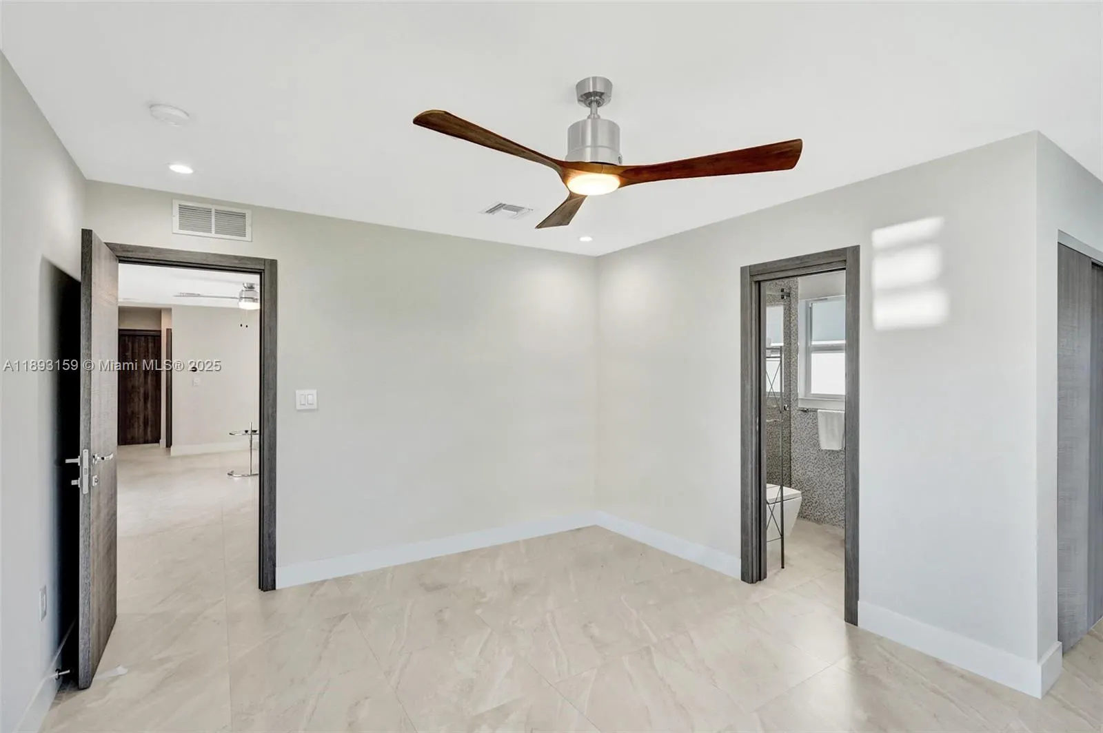 2712 NE 32nd Ave, #2