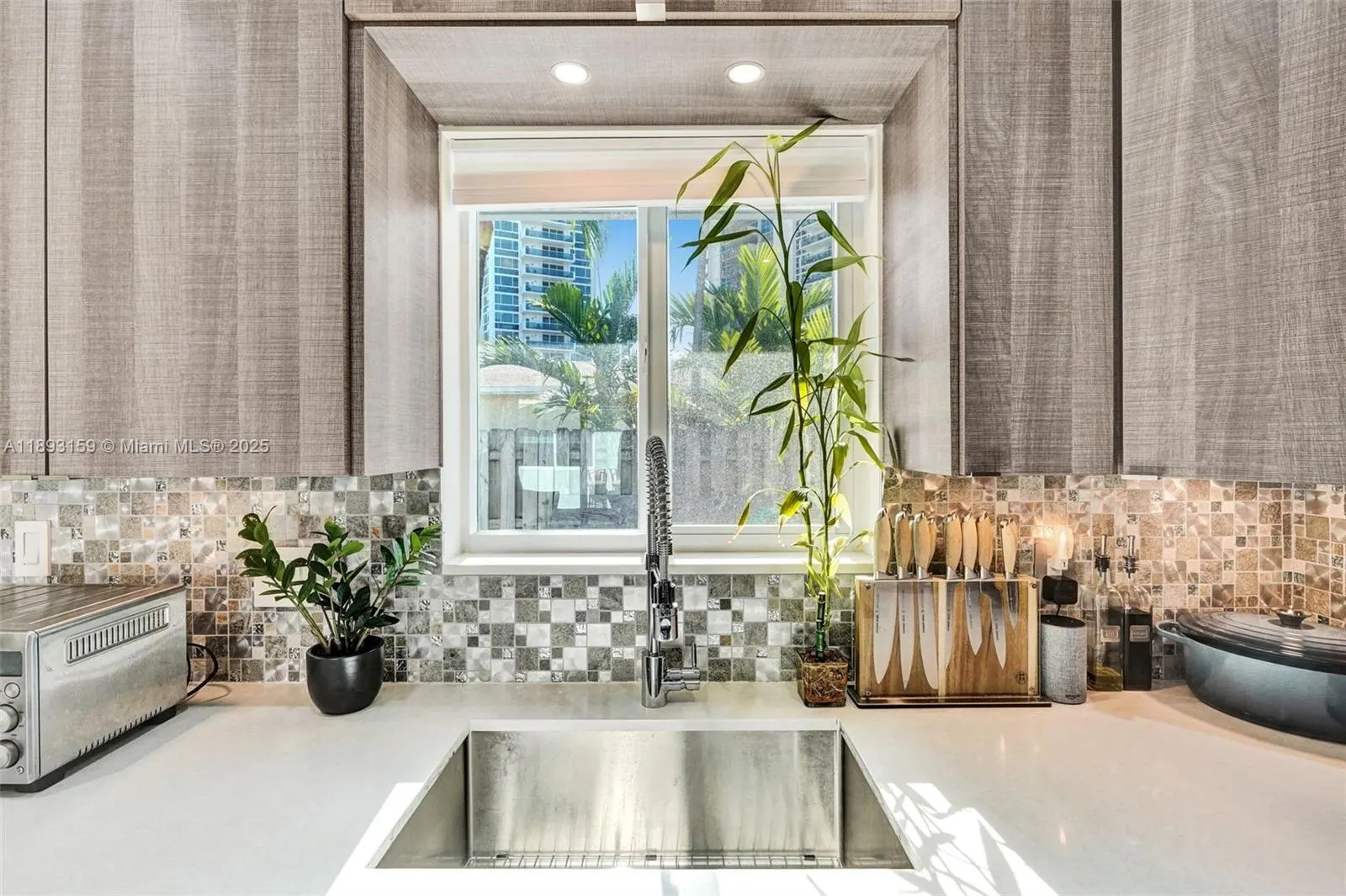 2712 NE 32nd Ave, #2