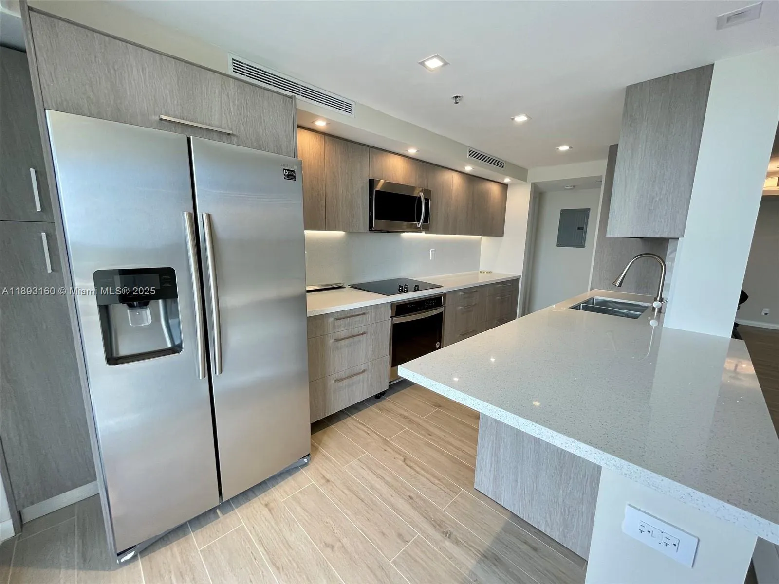 290 174th St, #2108