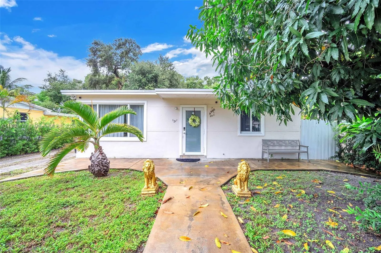 1381 NE 152nd St