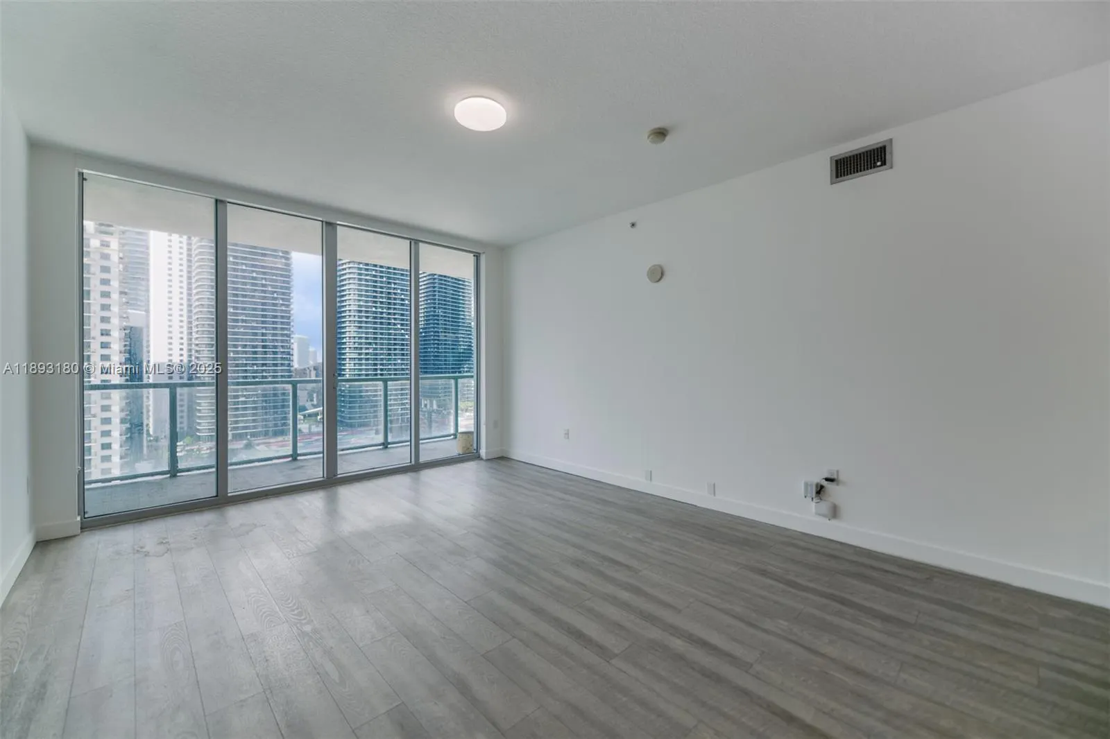 1111 SW 1st Ave, #2624-N