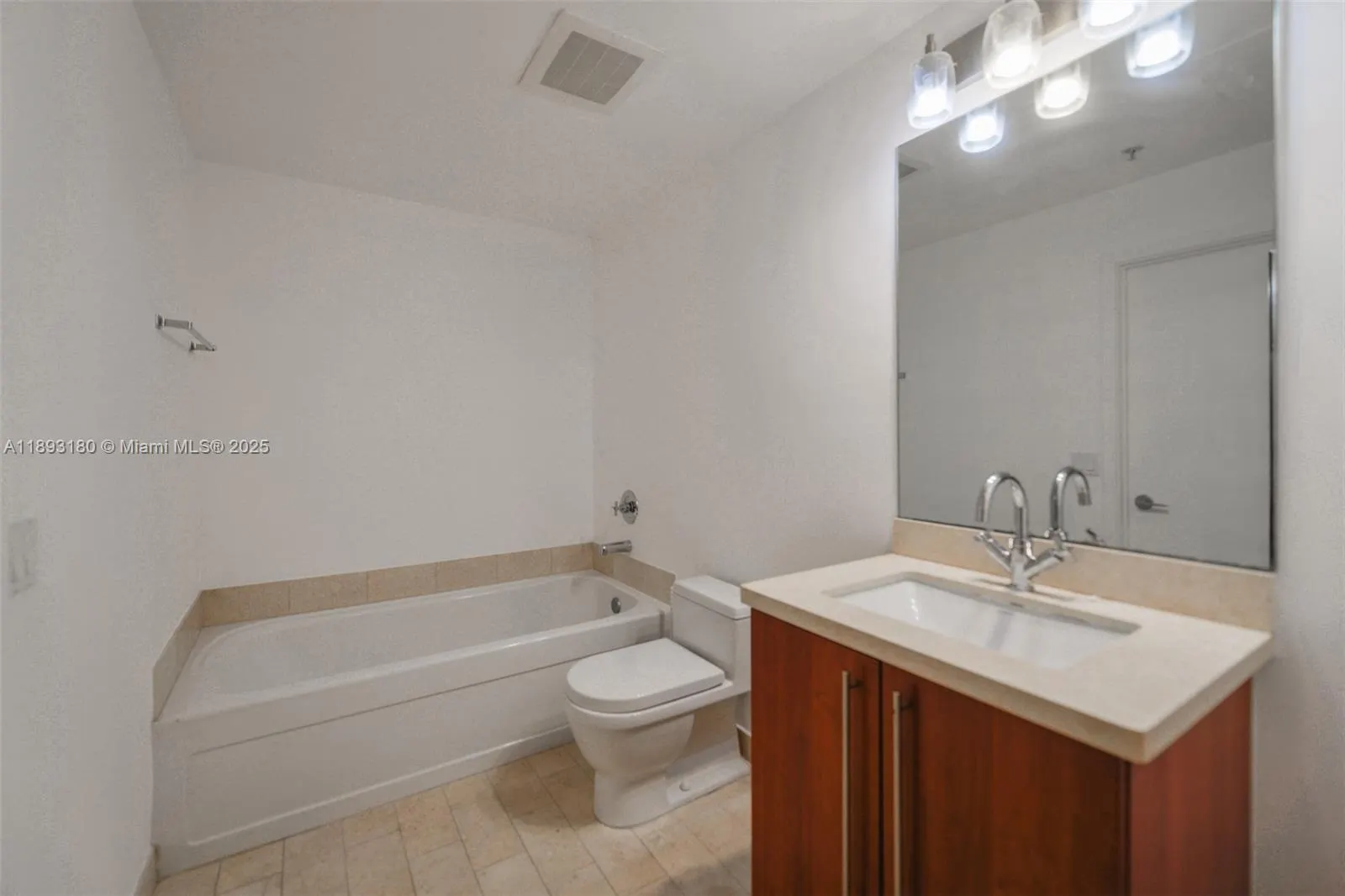 1111 SW 1st Ave, #2624-N