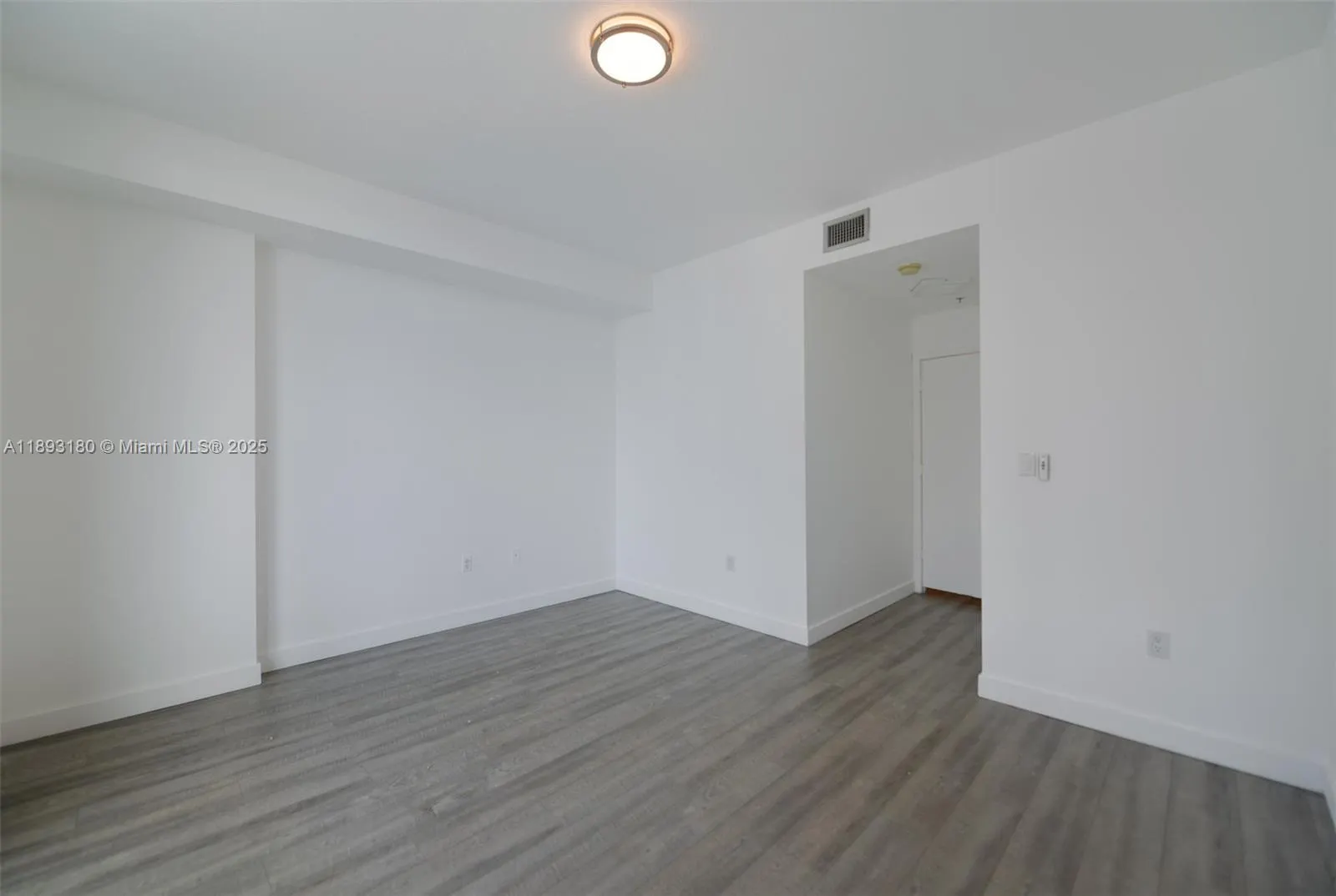 1111 SW 1st Ave, #2624-N