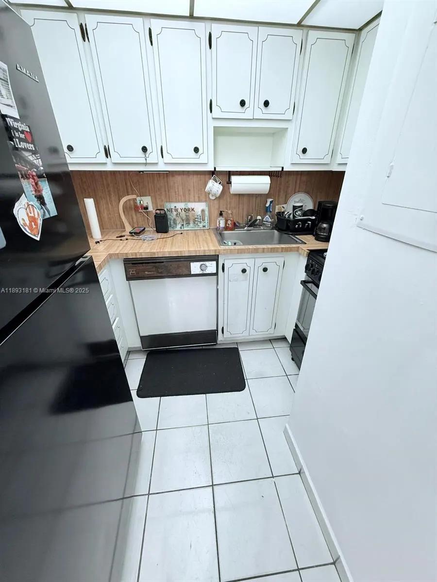 300 NW 42nd Ave, #109