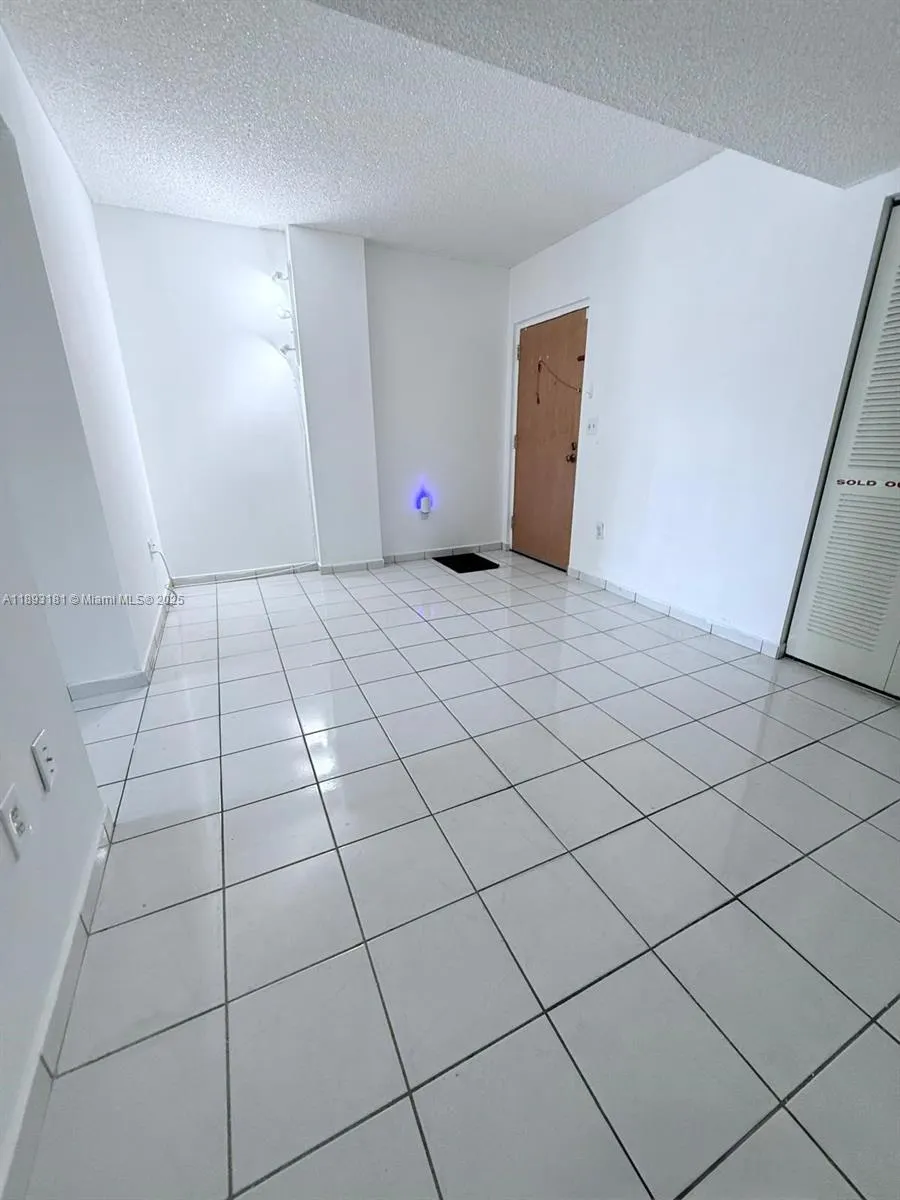 300 NW 42nd Ave, #109