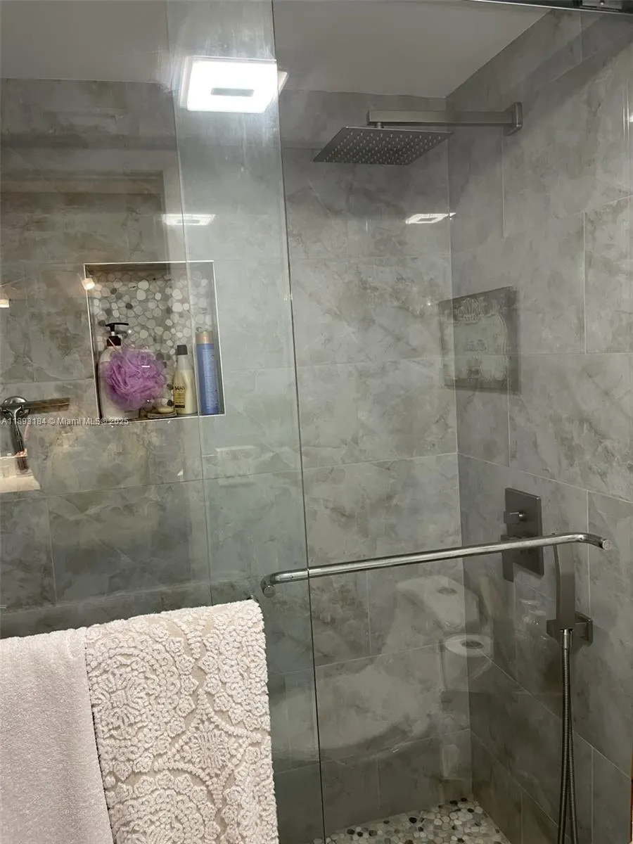 1640 NW 19th Ter, #103