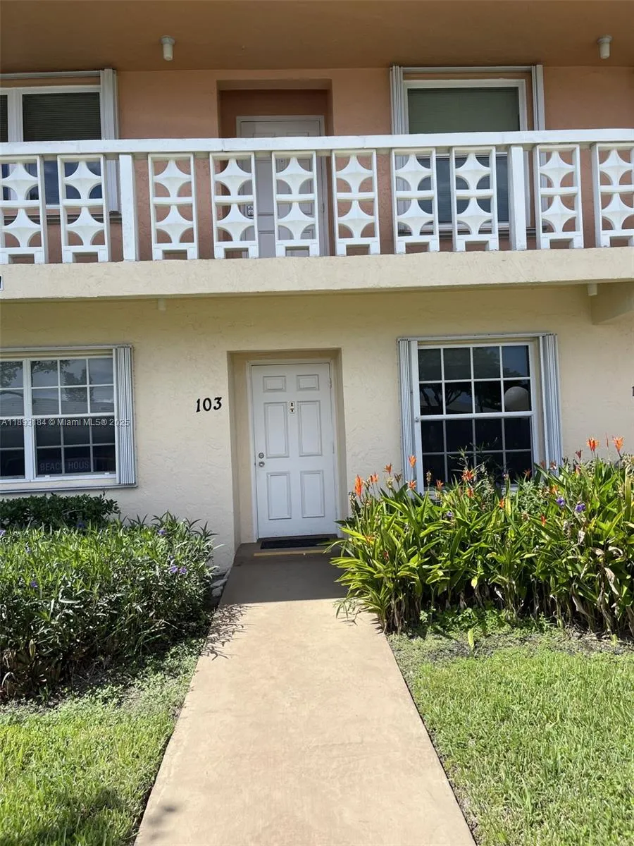 1640 NW 19th Ter, #103