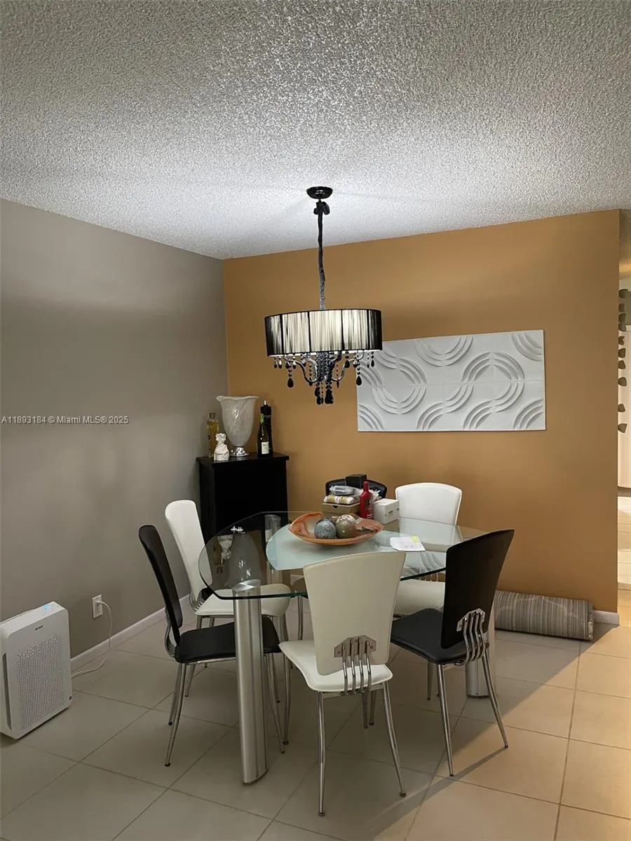 1640 NW 19th Ter, #103