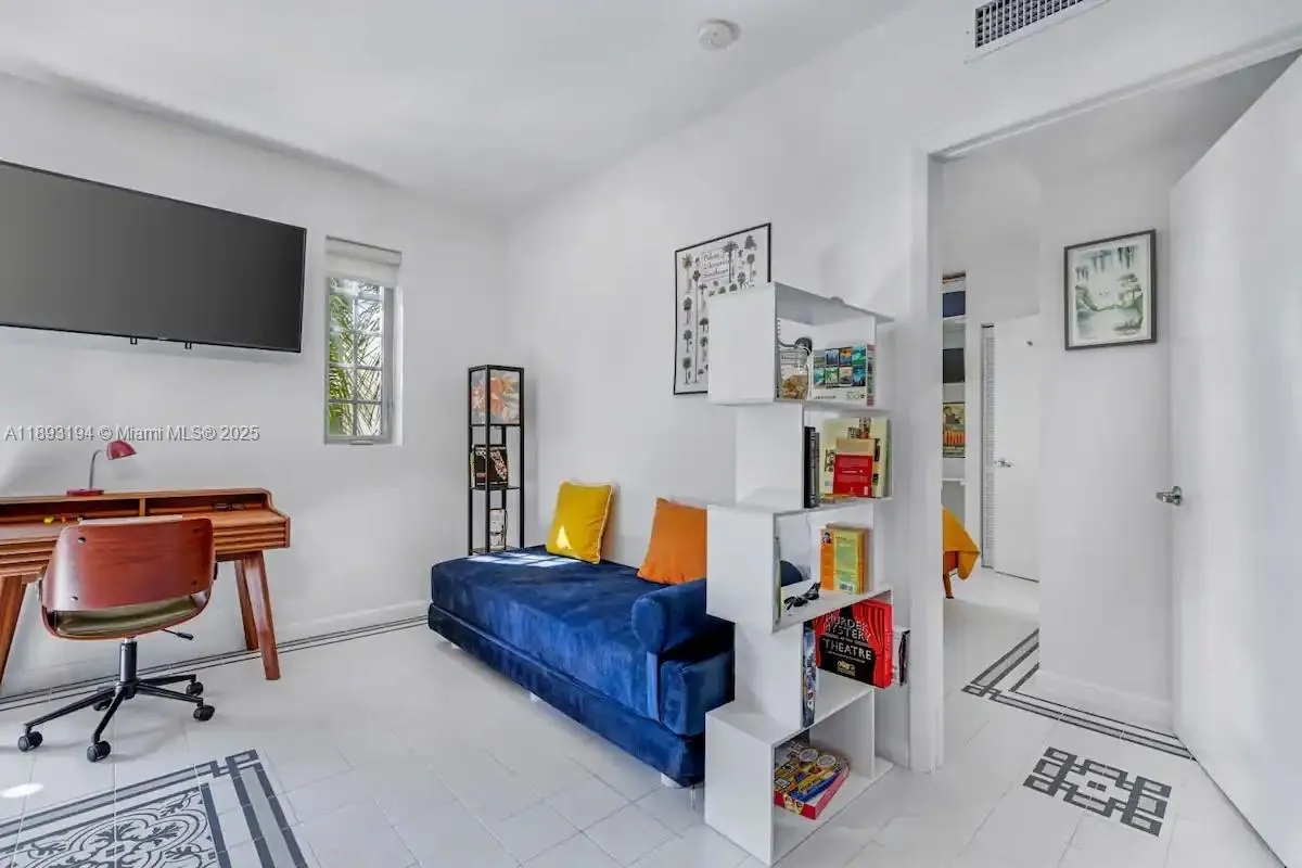 435 21st St, #311