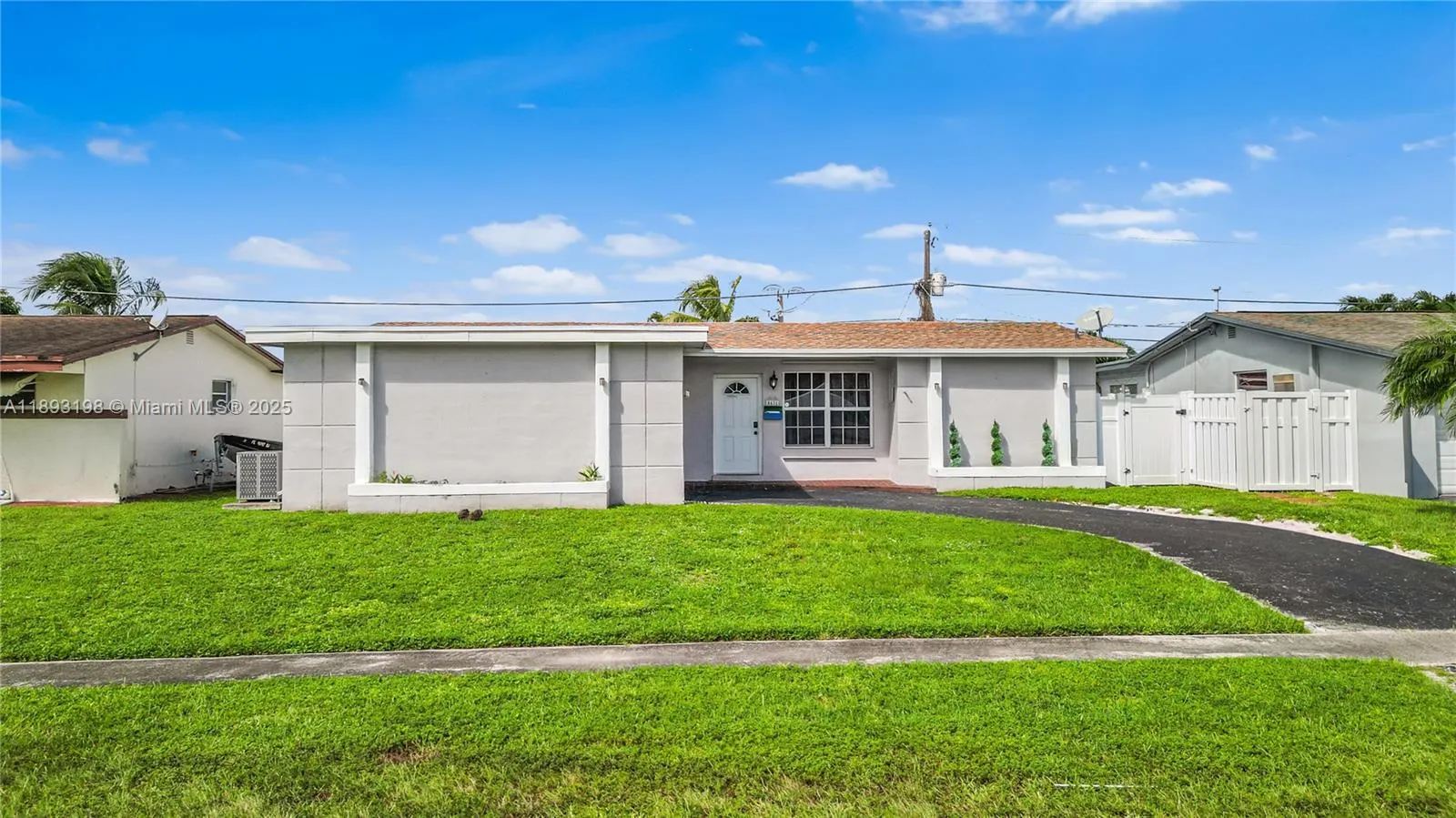 8531 NW 25th St
