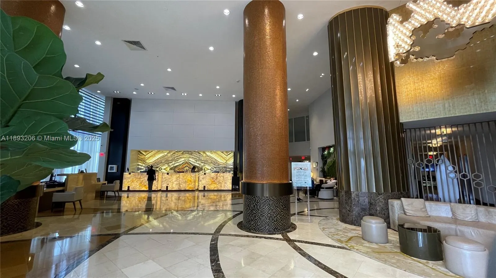 18001 Collins Ave, #2814