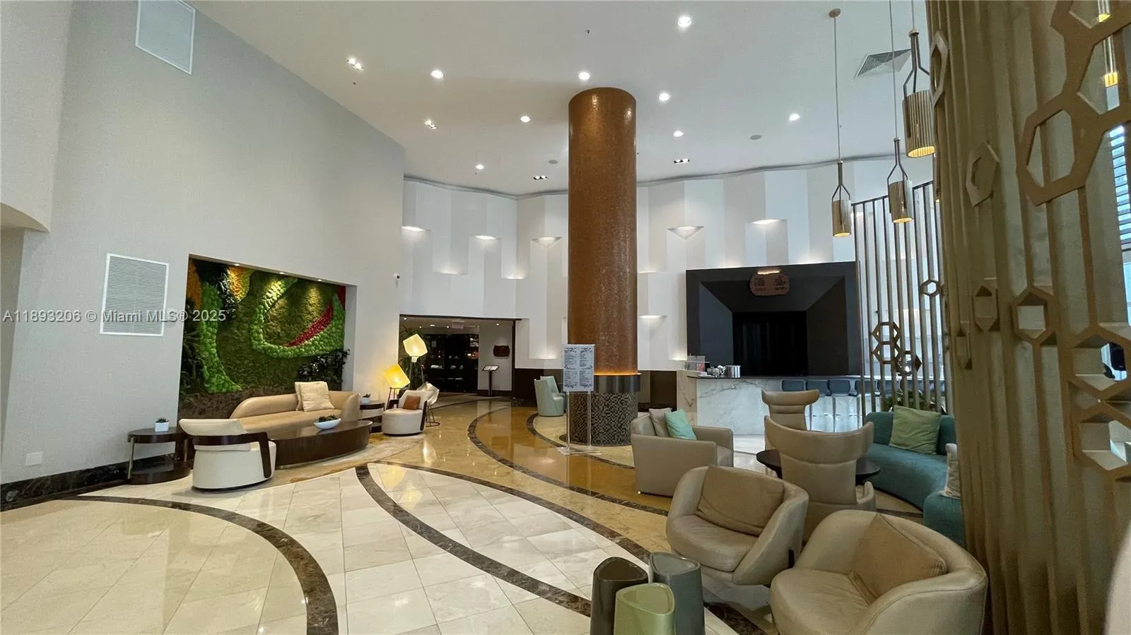 18001 Collins Ave, #2814
