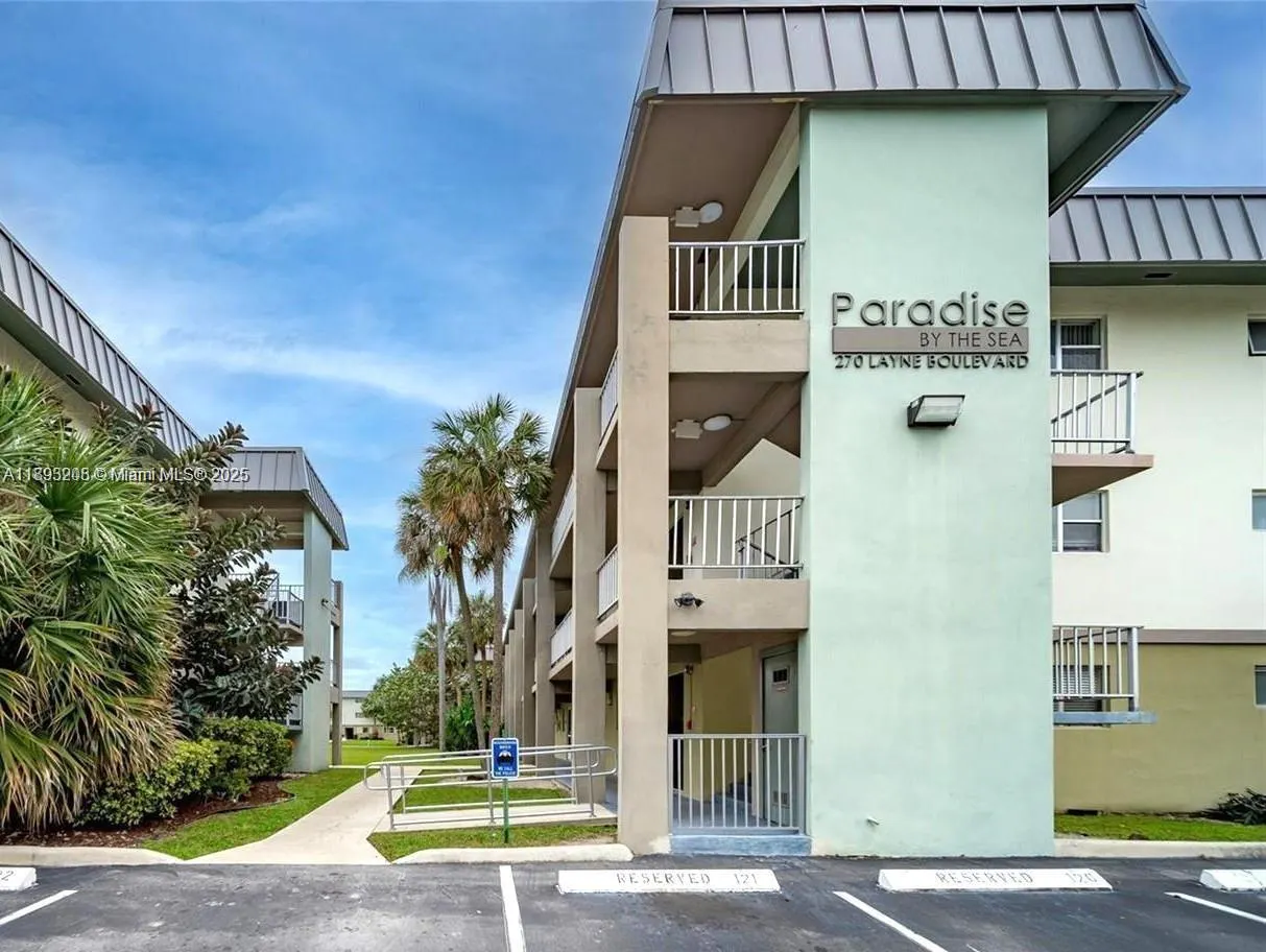 250 Layne Blvd, #106