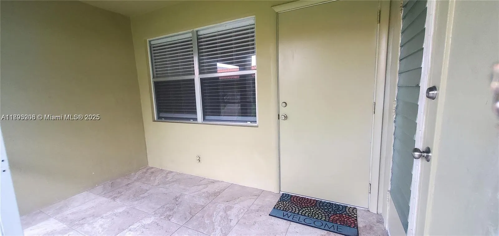 250 Layne Blvd, #106