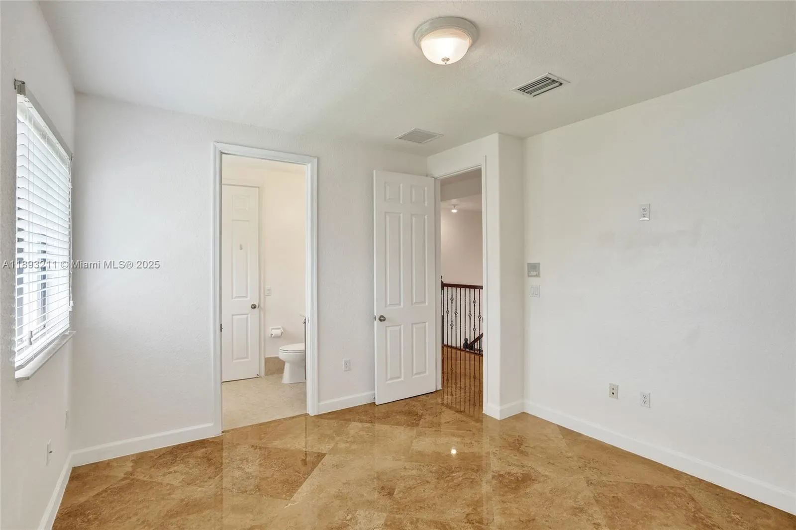 7722 SW 188th Ter
