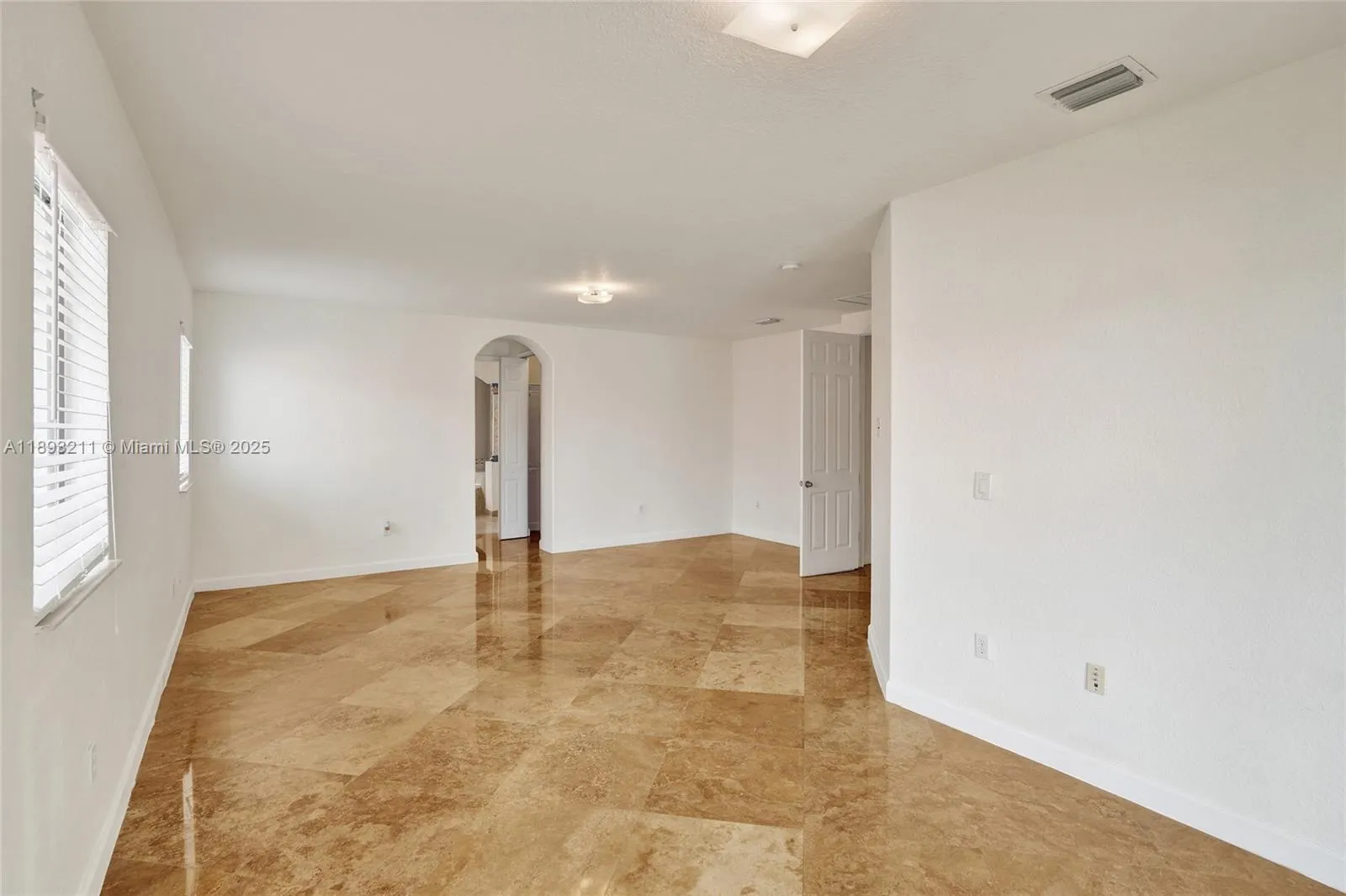 7722 SW 188th Ter