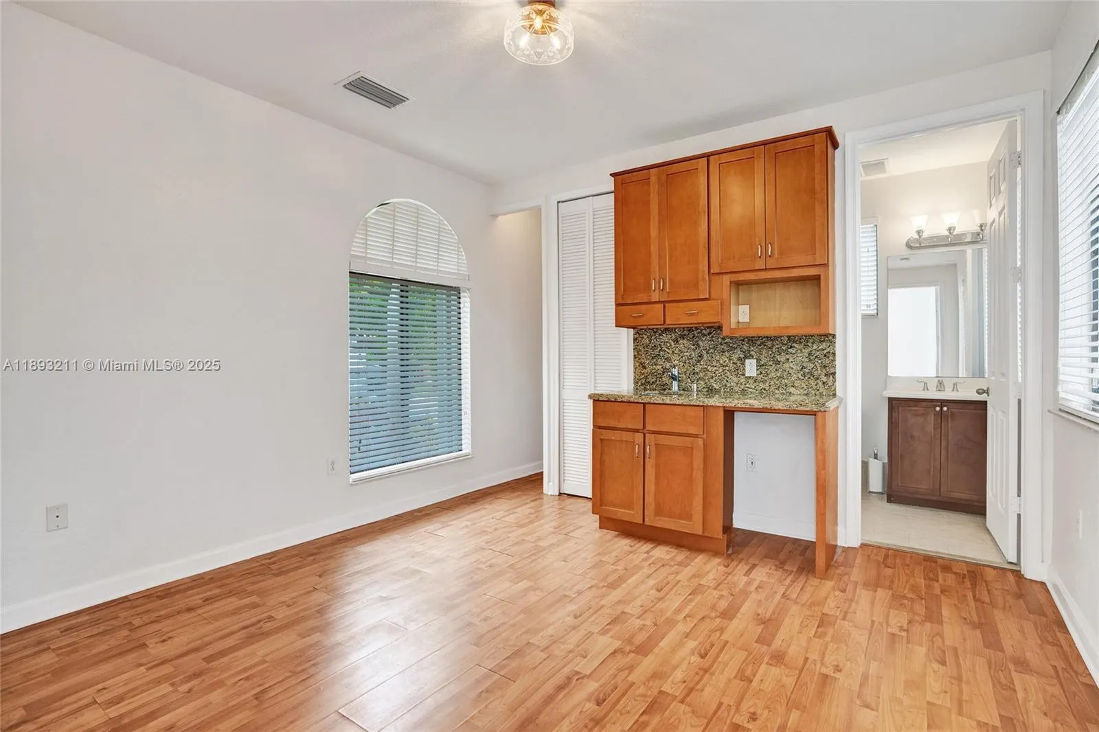 7722 SW 188th Ter