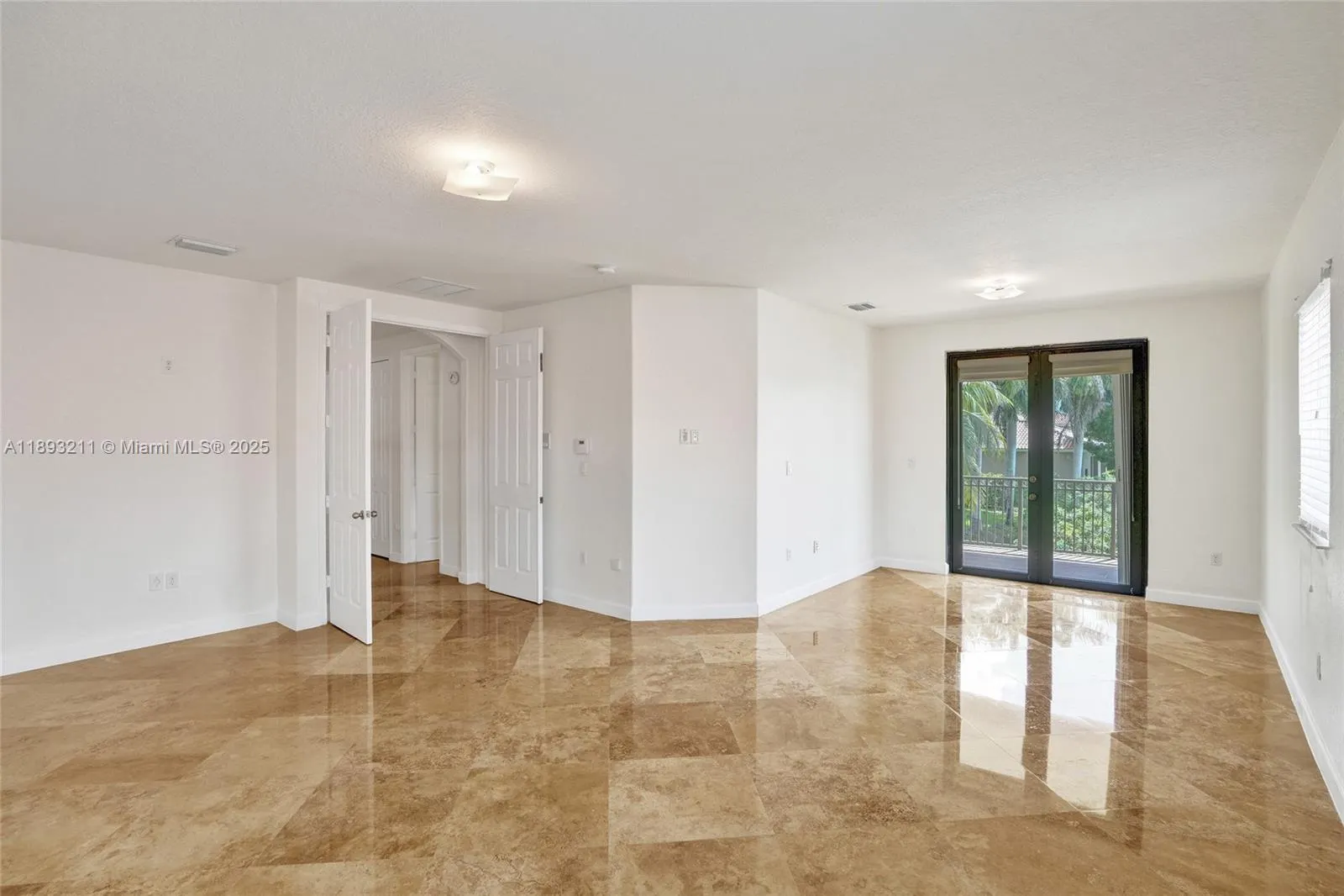 7722 SW 188th Ter