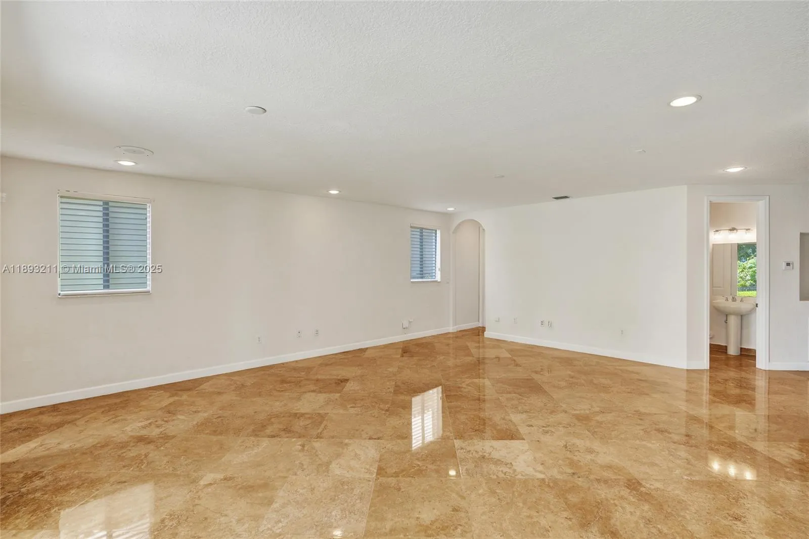 7722 SW 188th Ter