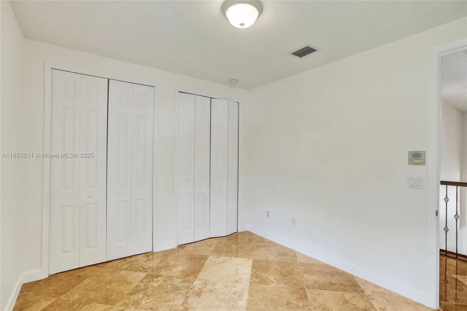 7722 SW 188th Ter