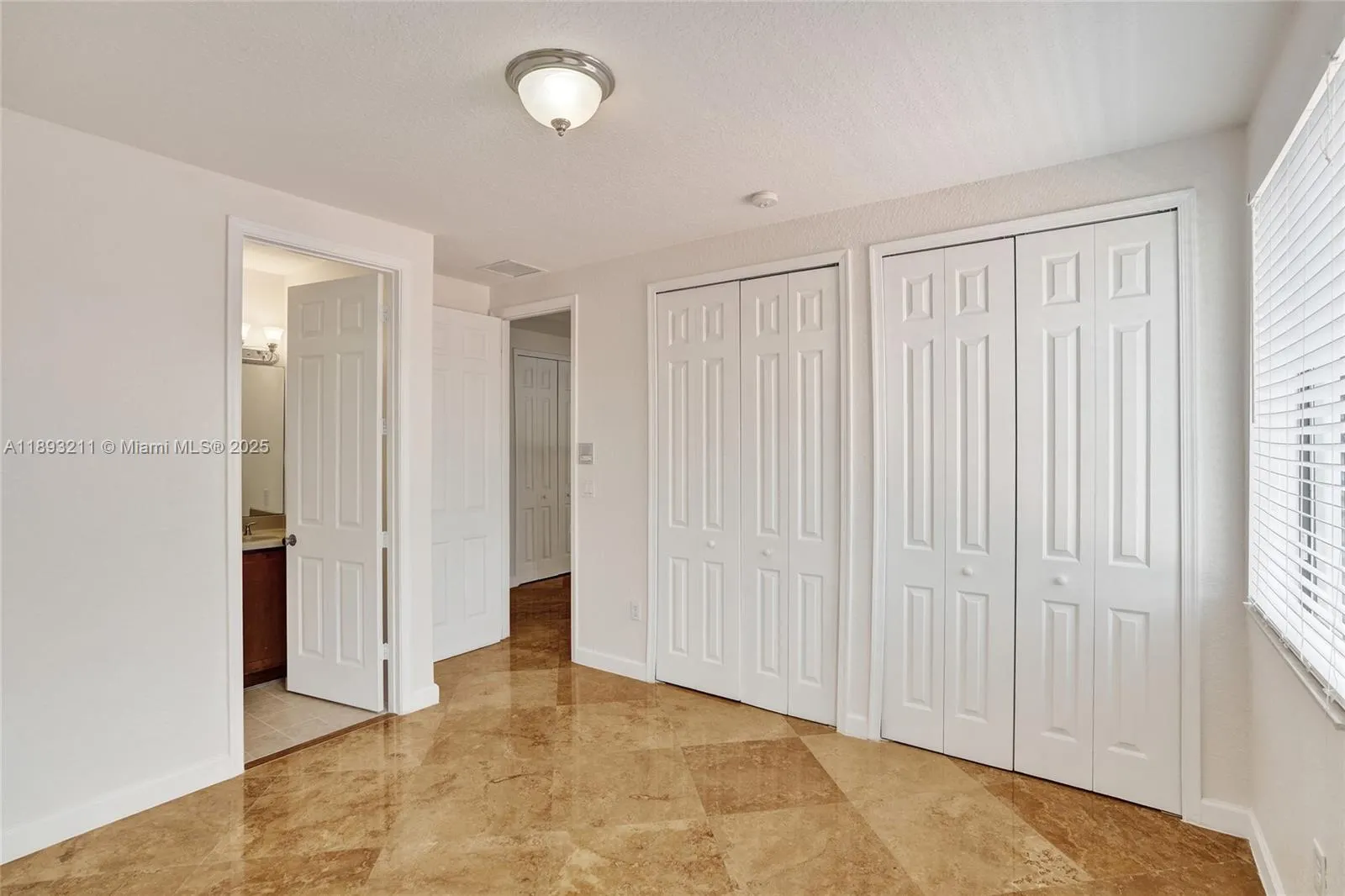 7722 SW 188th Ter