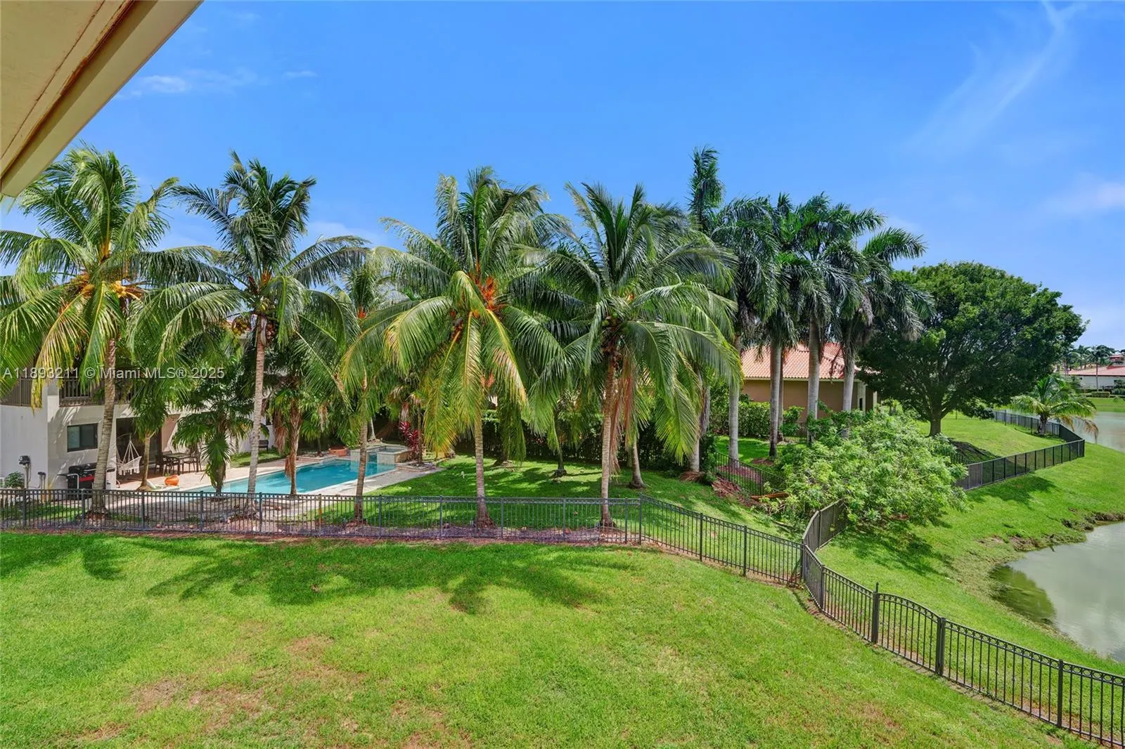 7722 SW 188th Ter