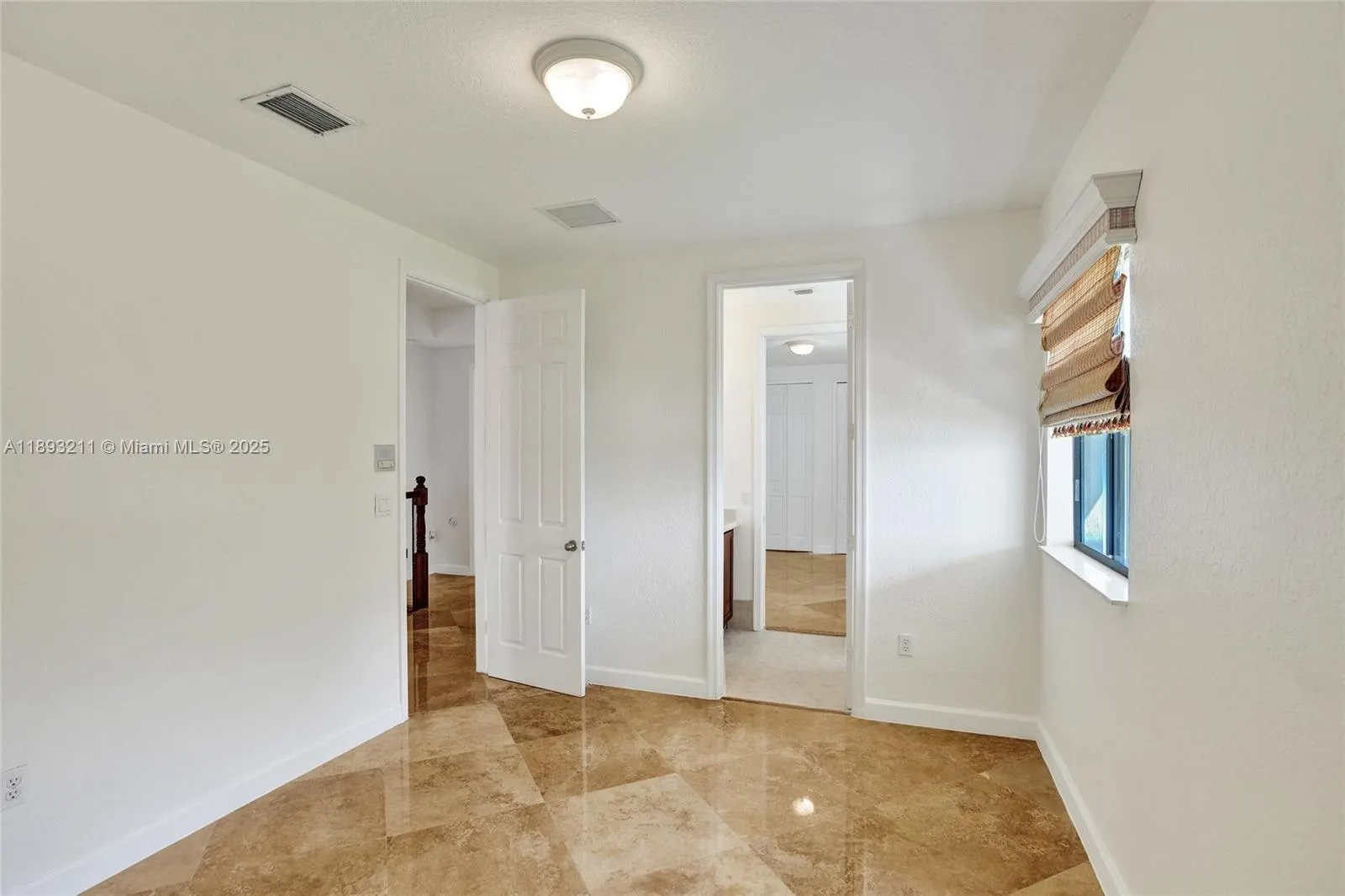 7722 SW 188th Ter