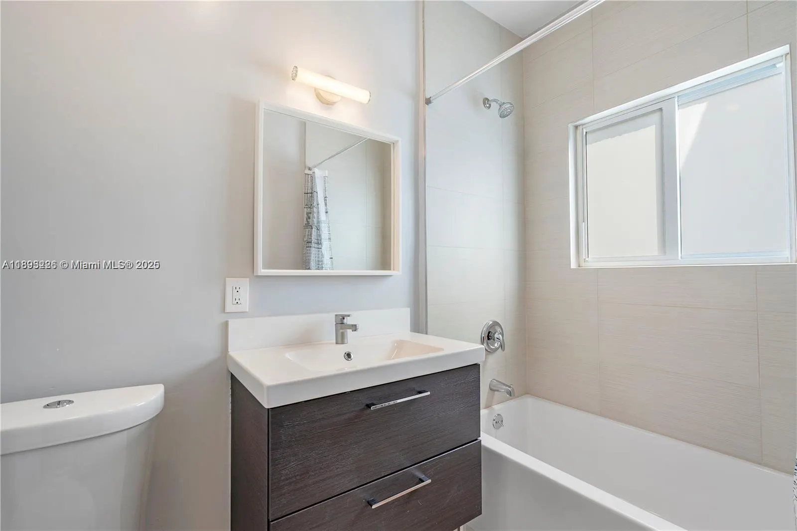 1637 Jackson St, #1-3