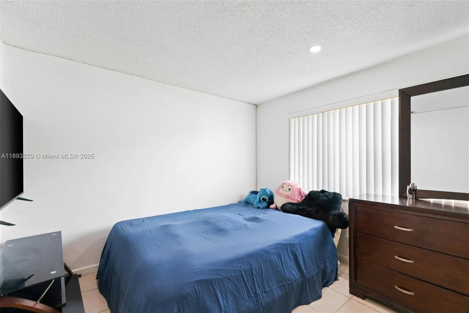 1032 18th St, #0