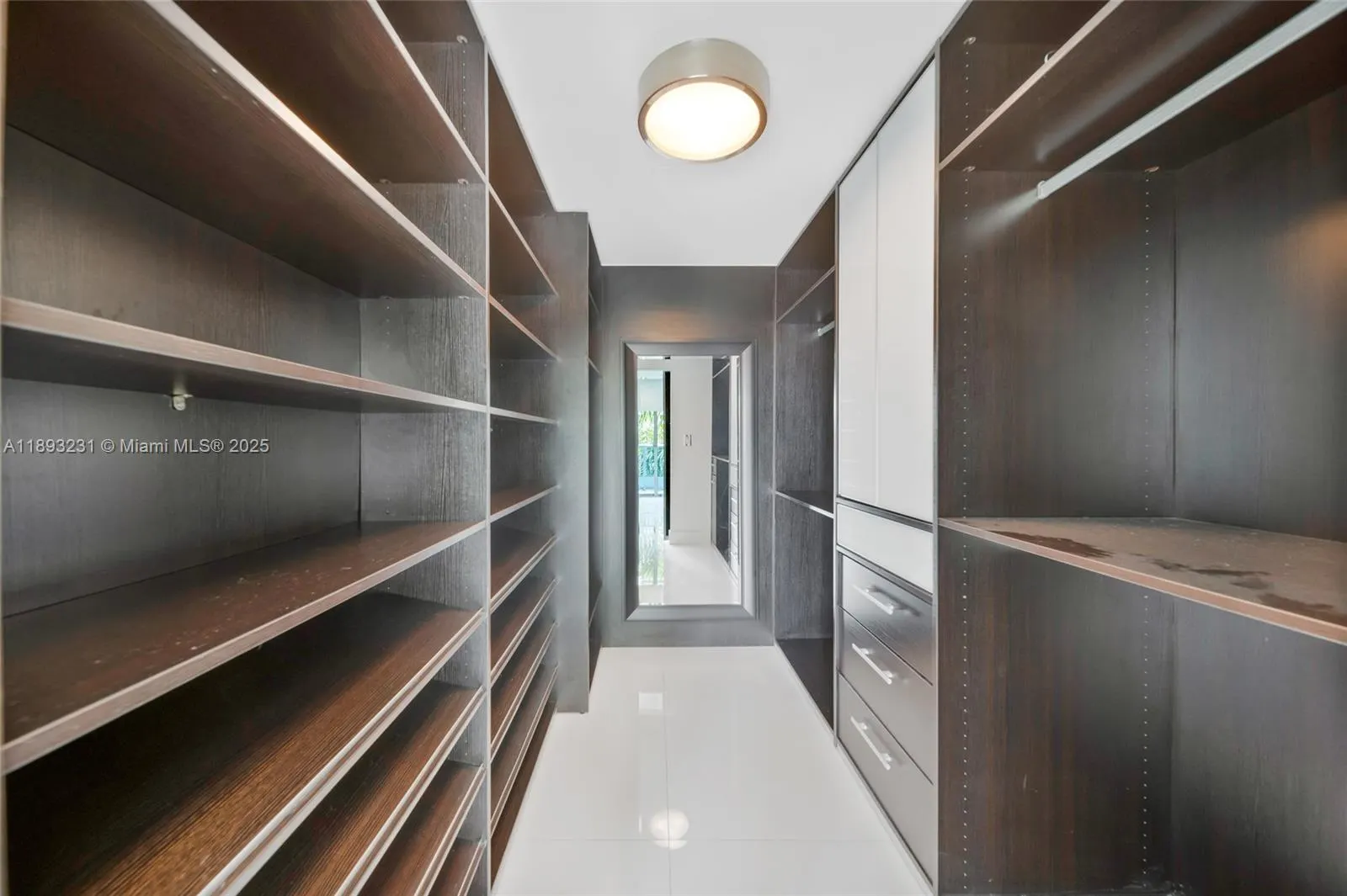 200 Biscayne Boulevard Way, #305
