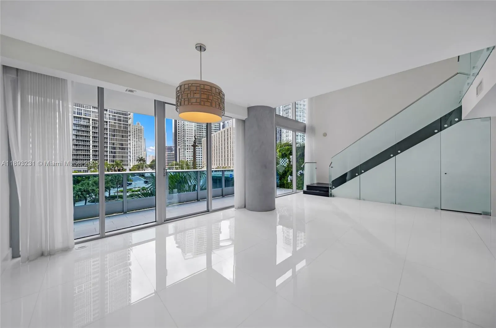 200 Biscayne Boulevard Way, #305
