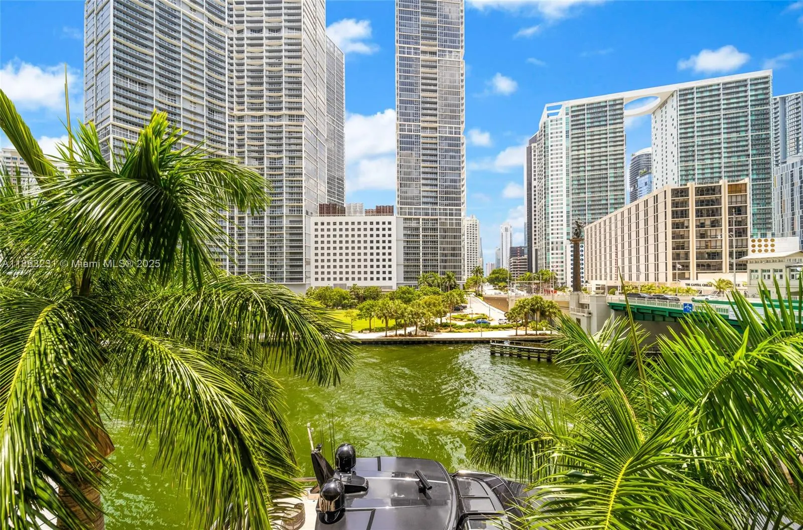 200 Biscayne Boulevard Way, #305