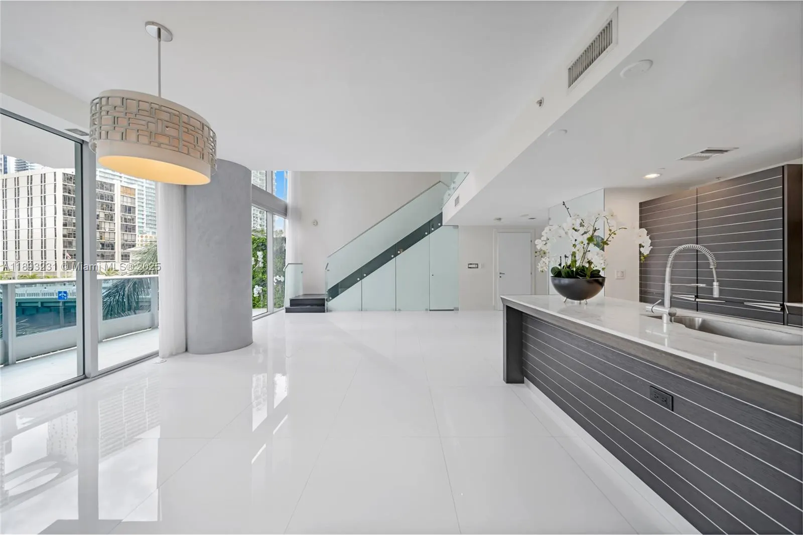 200 Biscayne Boulevard Way, #305