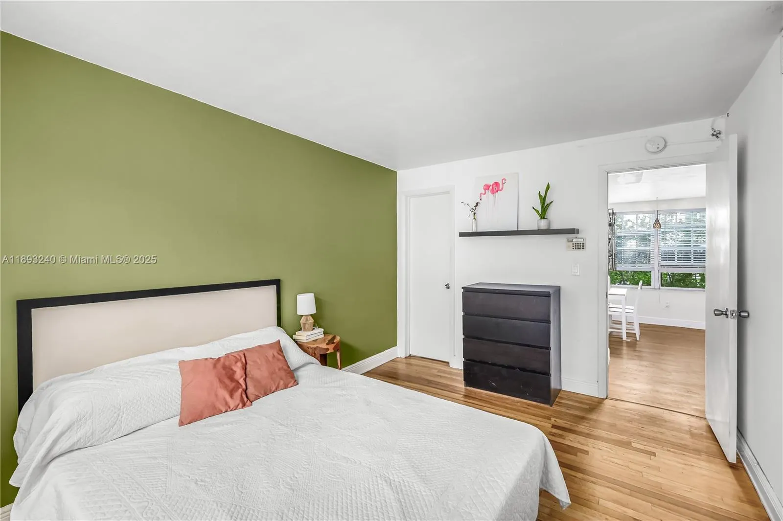 932 7th St, #932A