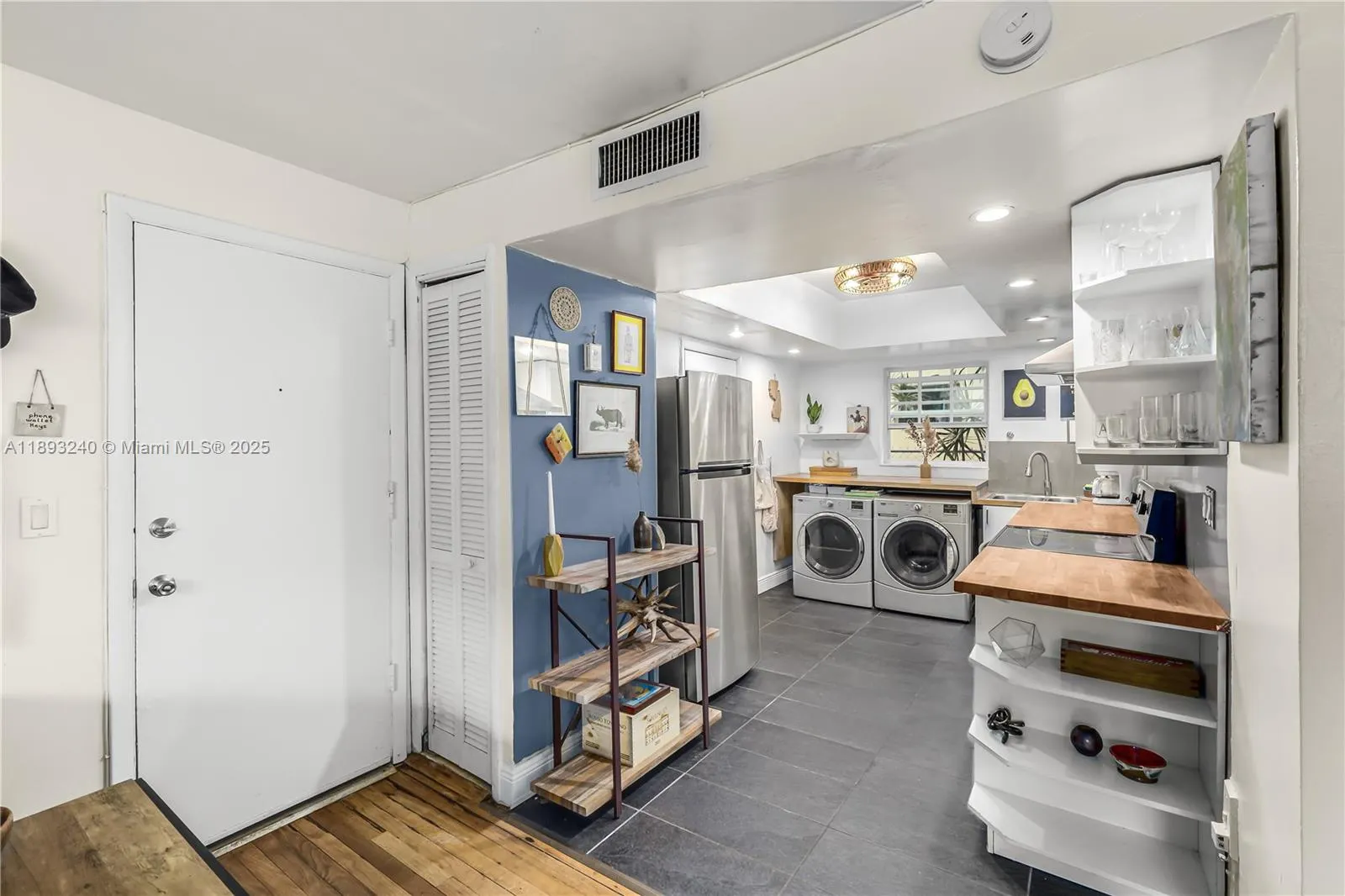 932 7th St, #932A