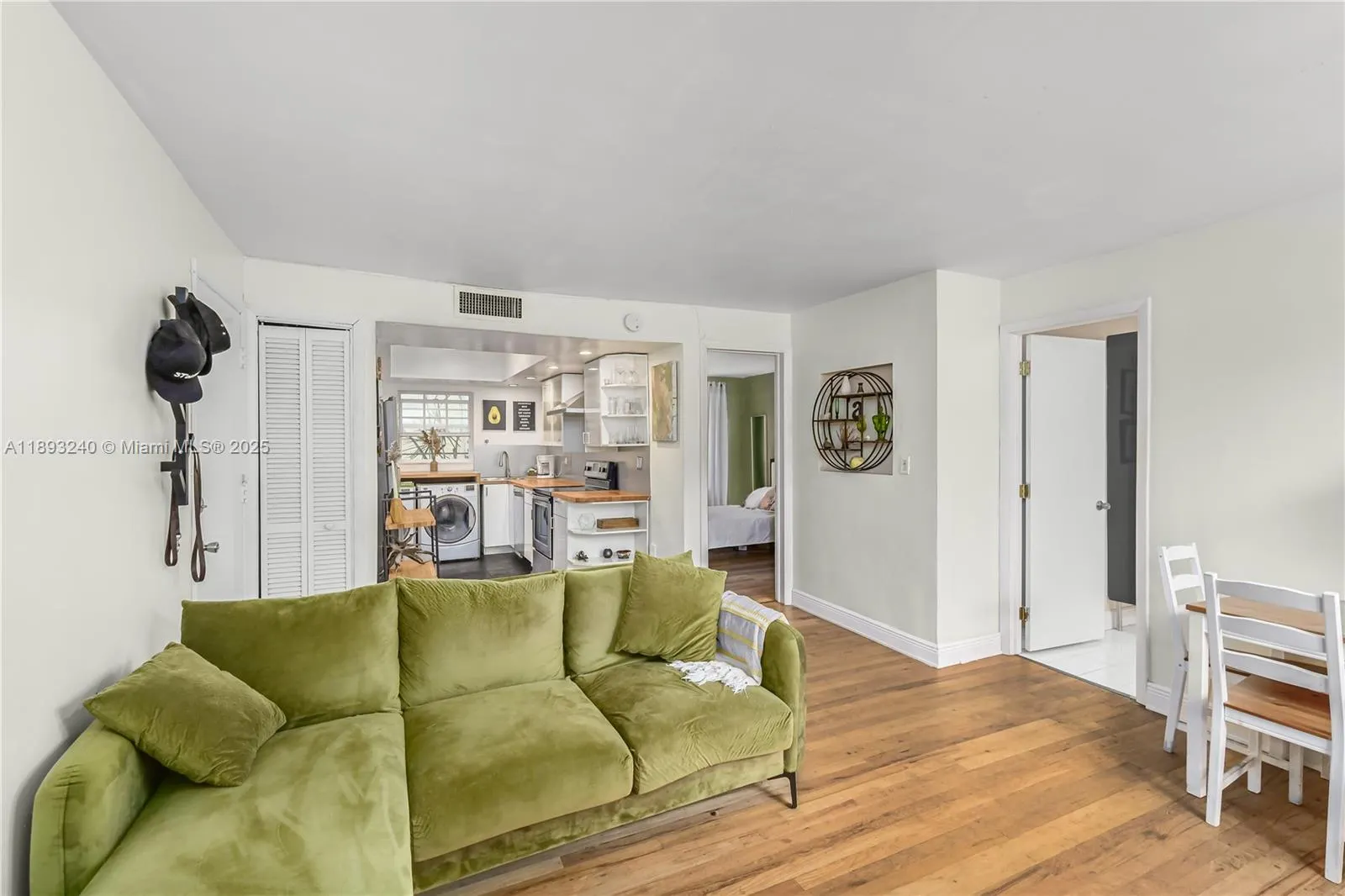 932 7th St, #932A