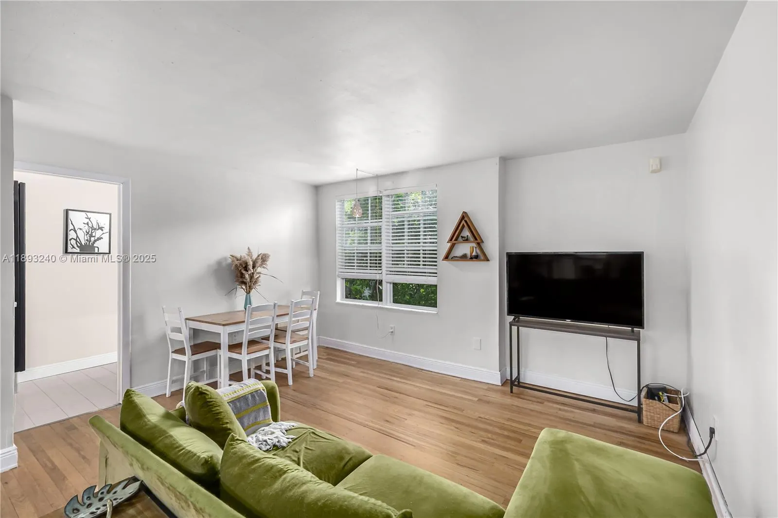 932 7th St, #932A