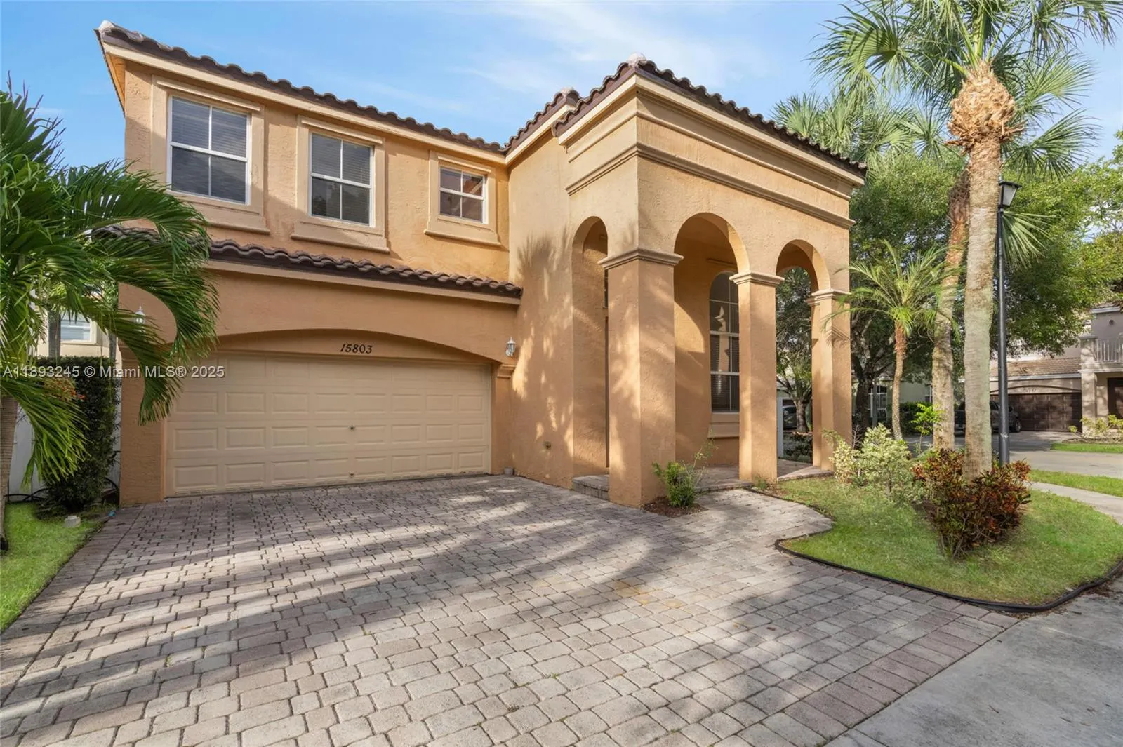 15803 SW 48th Pl