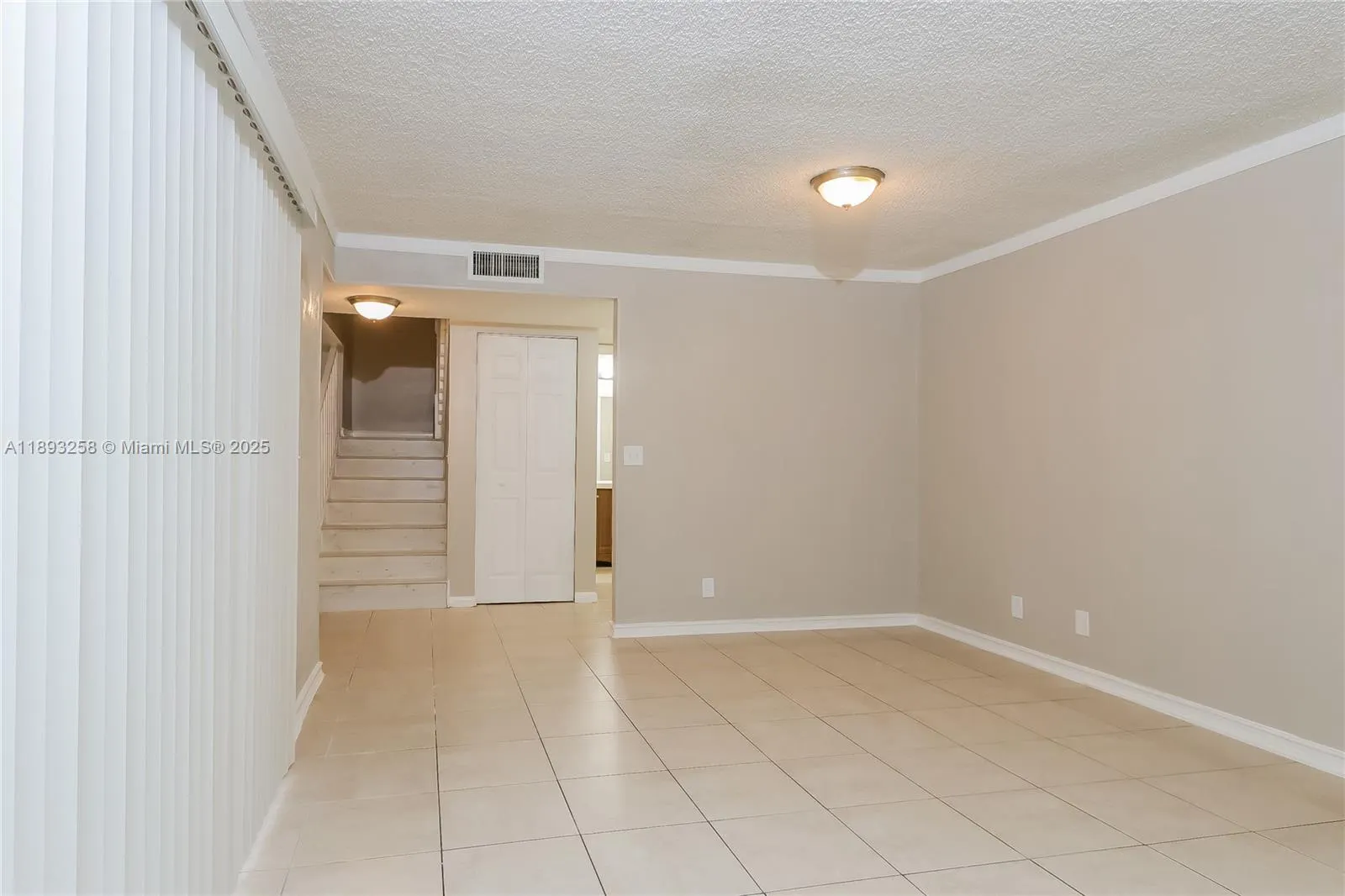 4011 Palm Bay Cir, #A