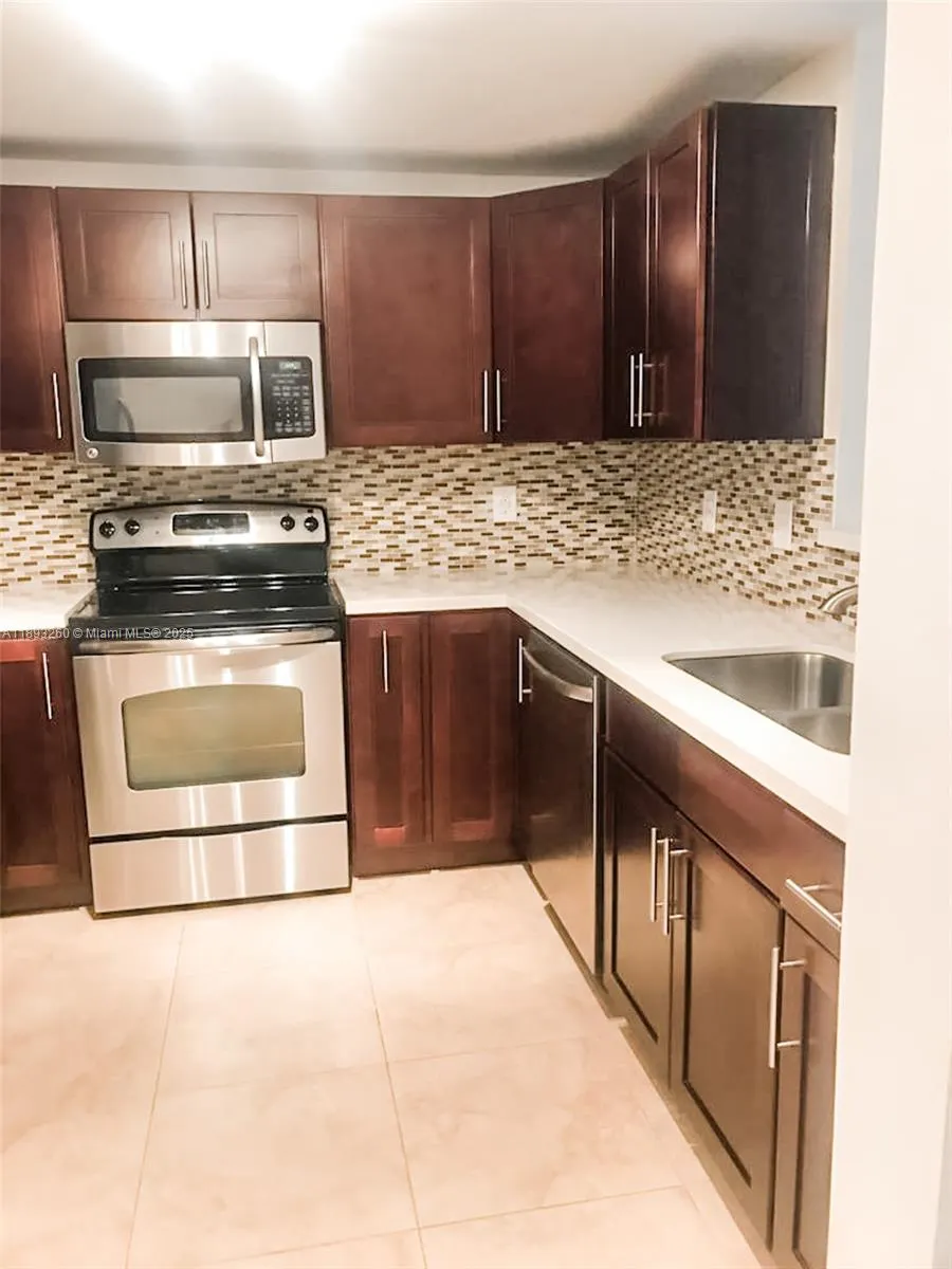 50 Menores Ave, #731