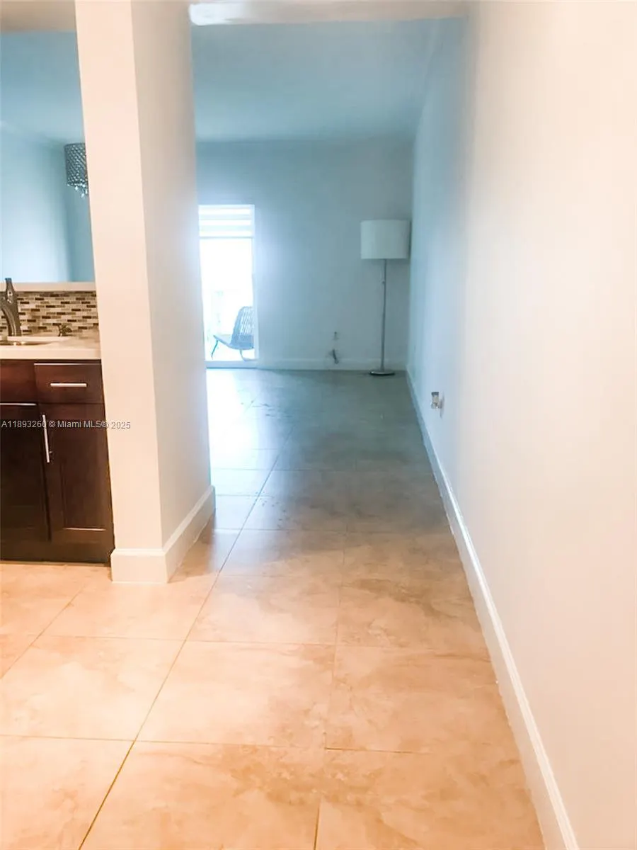 50 Menores Ave, #731