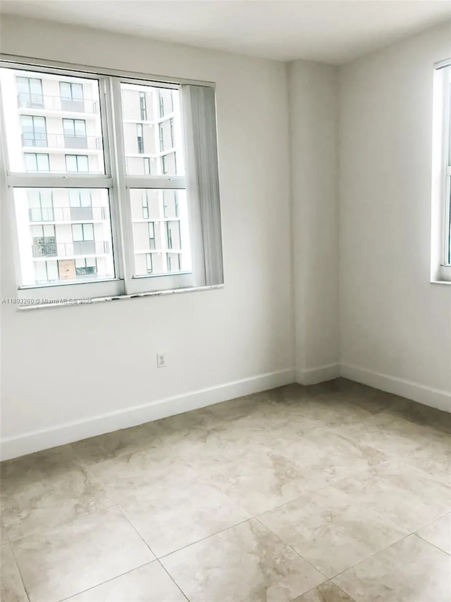 50 Menores Ave, #731