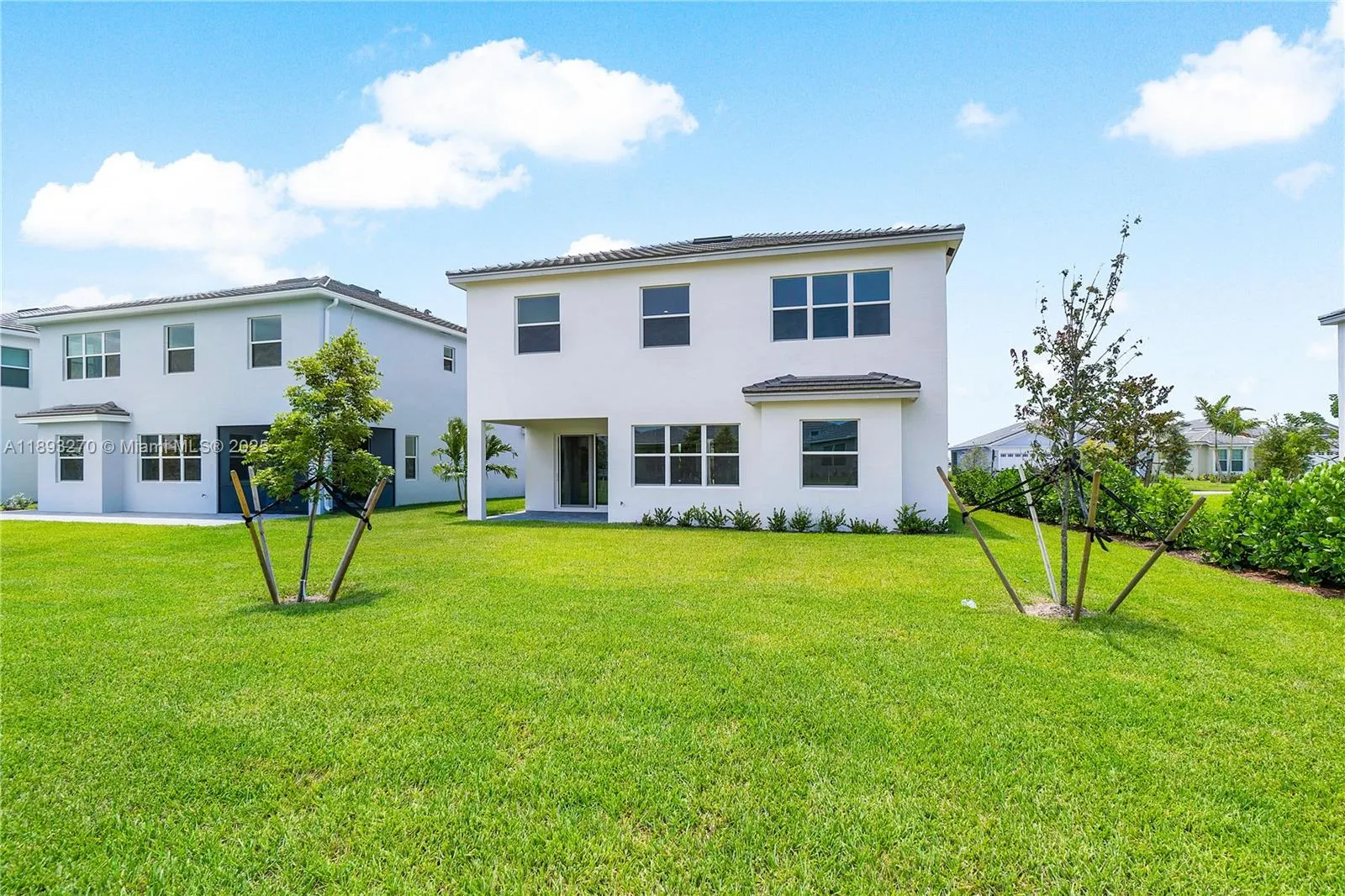5488 Liberty Ln