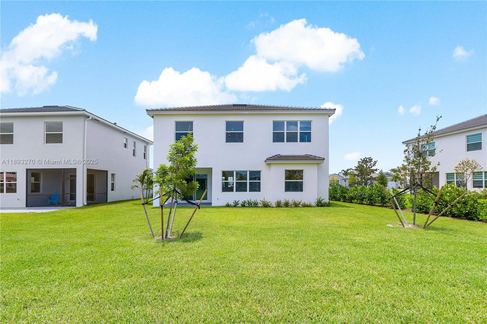 5488 Liberty Ln