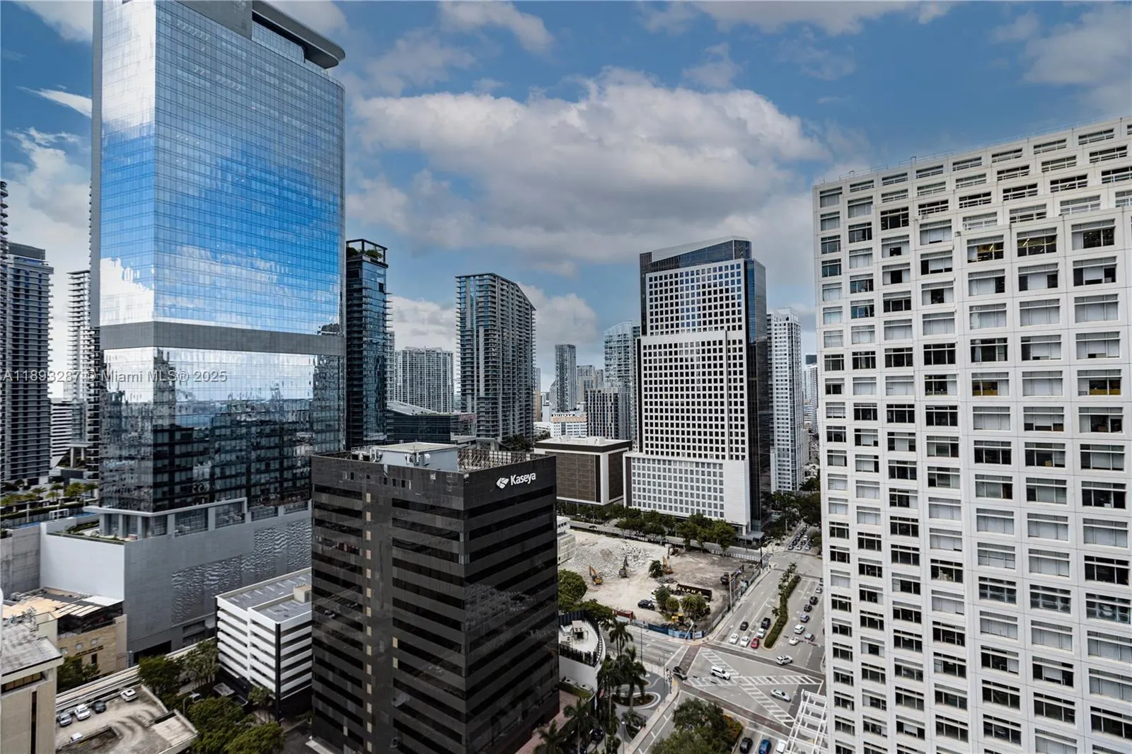 951 Brickell Ave, #2601