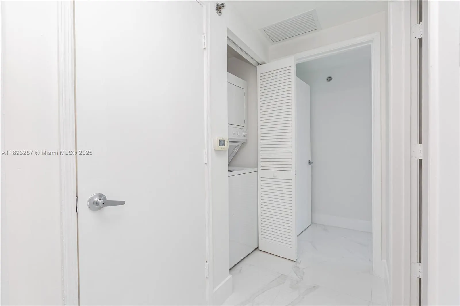 951 Brickell Ave, #2601